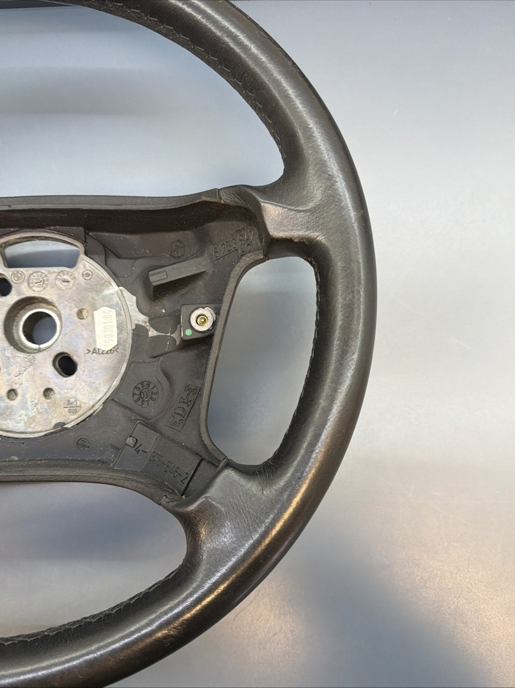 99-05 Bmw E46 3 Series Basic Leather Steering Wheel Black Unit 6753947