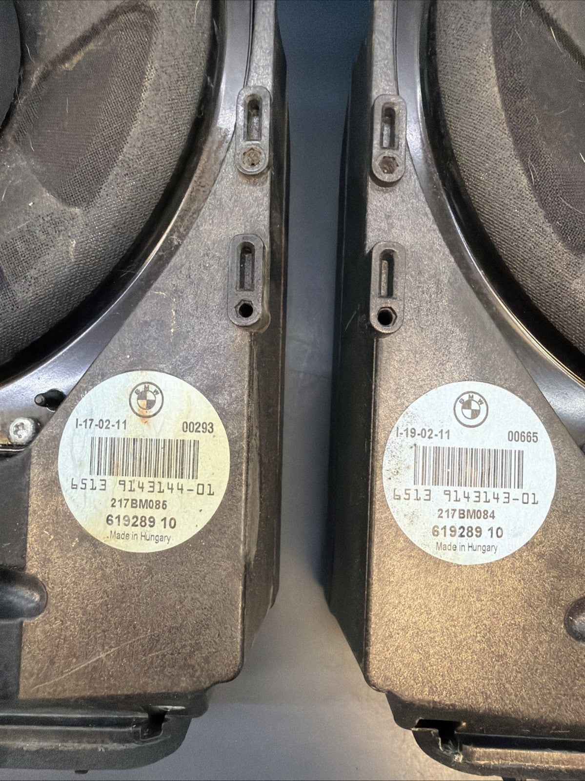 08-13 BMW E92 E90 3 SER FRONT LEFT & RIGHT HI-FI SUBWOOFER SET 9143143 9143144