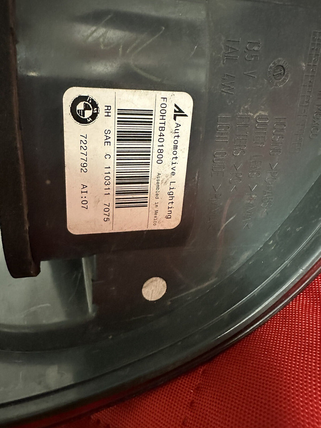 OEM 2011 BMW X5 REAR LEFT SIDE OUTER TAIL LIGHT 7227792