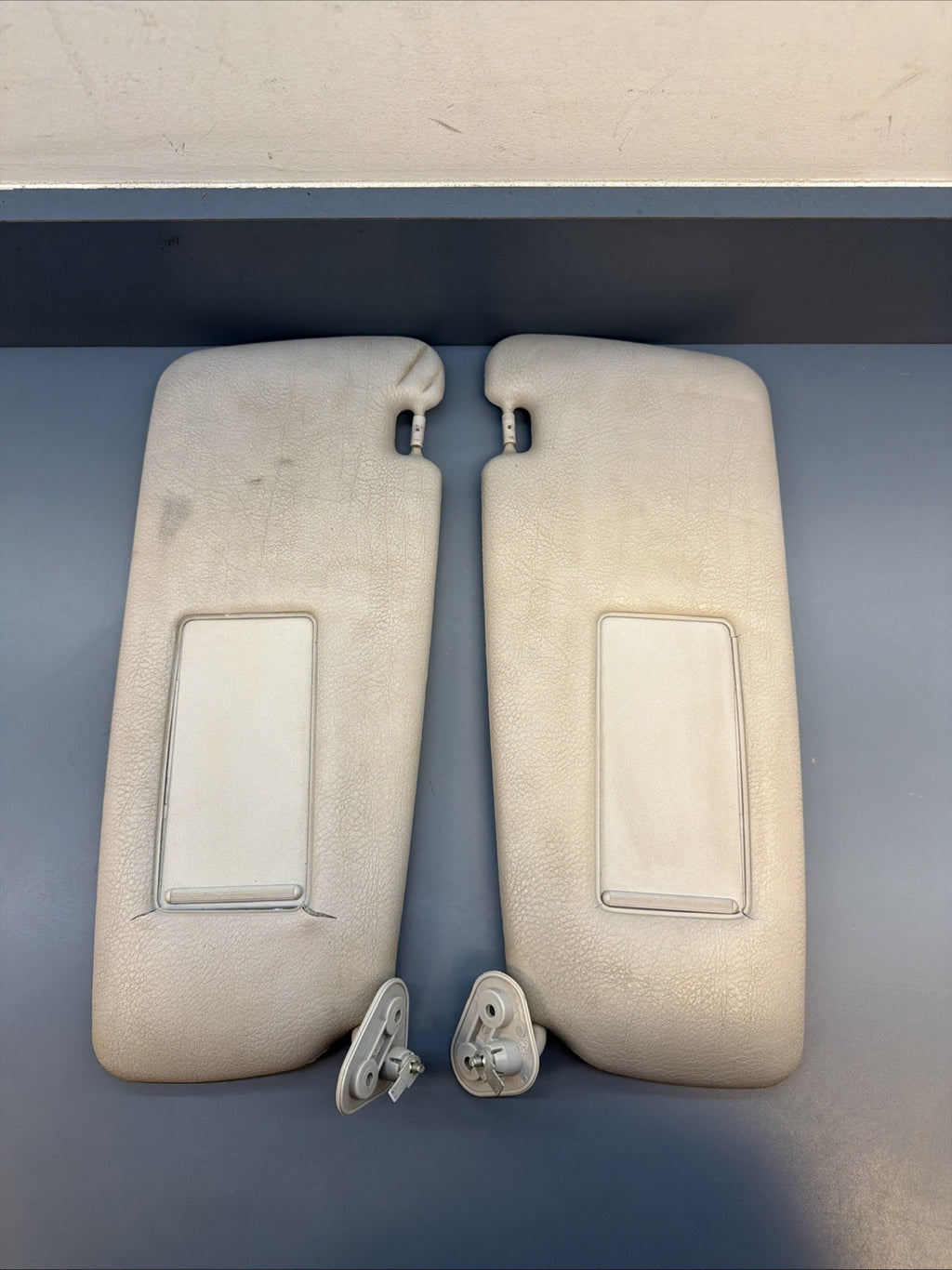 BMW E36 328I M3 318I 320I 325I Front Sun Visor Grey Leather Pair OEM