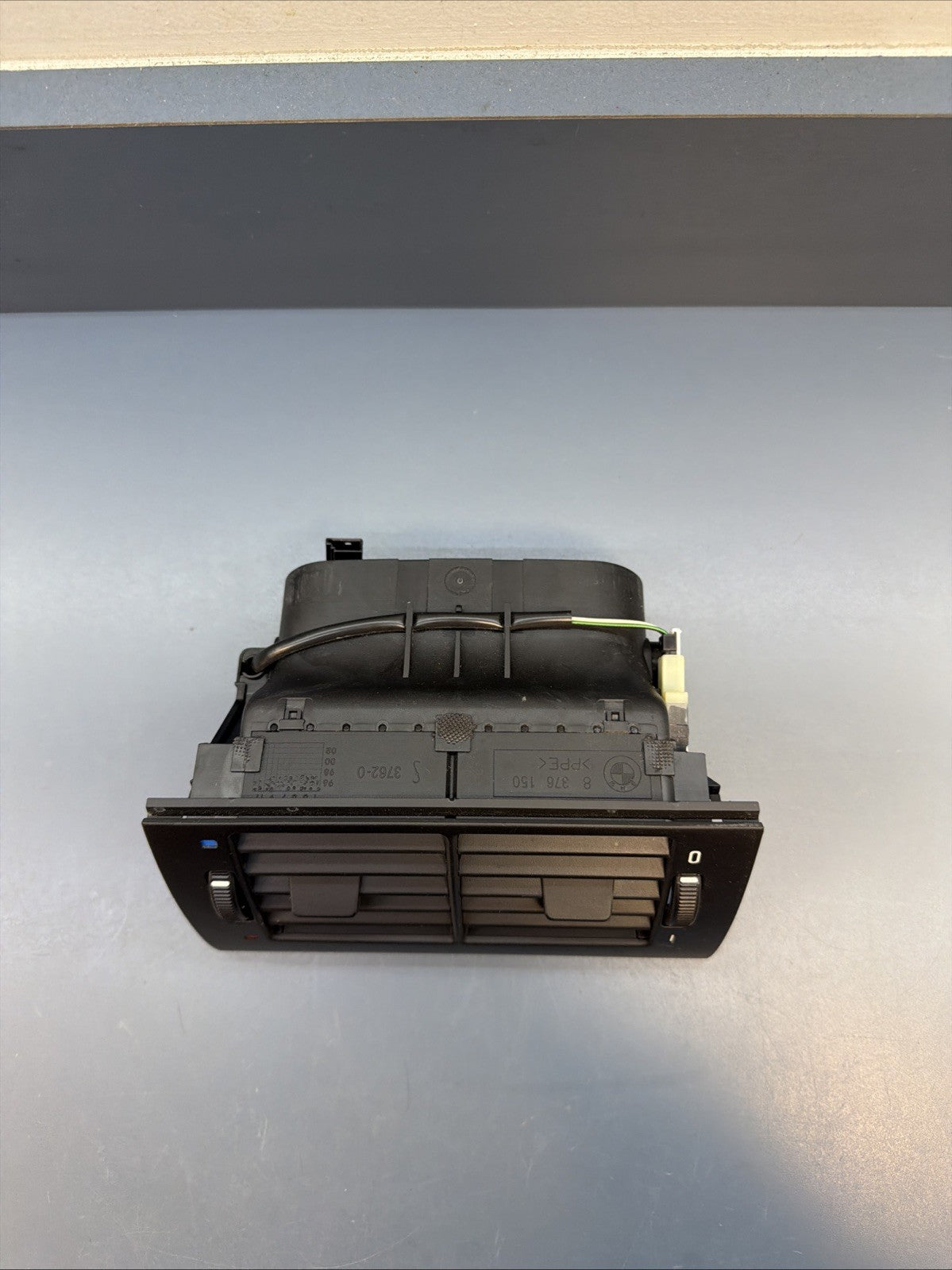97-03 OEM BMW E39 540 M5 Rear Center Console AC Air Vent Grille Black 8376150