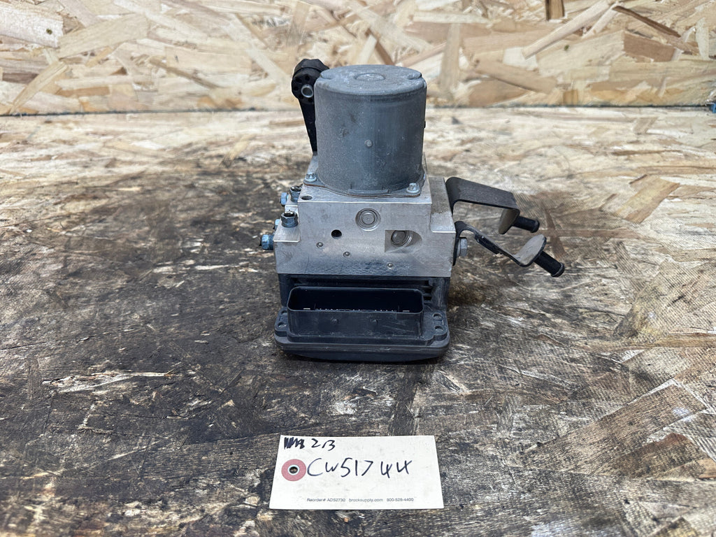 BMW 05-10 E60 E63 5/6 SERIES ABS BRAKE PUMP+CONTROL UNIT 6774679/6783366