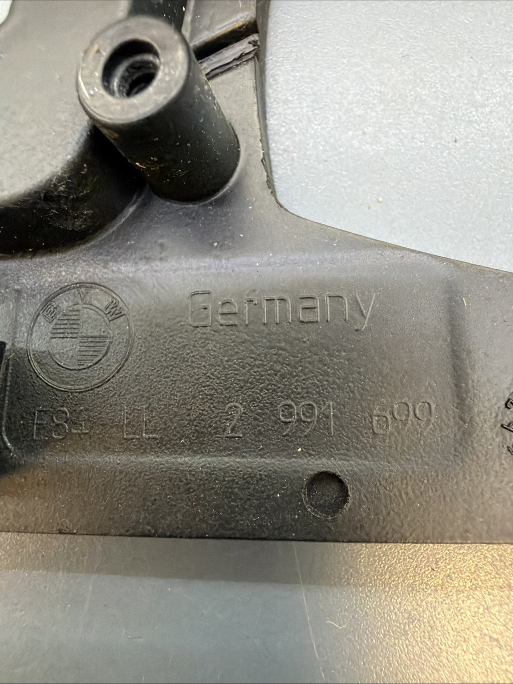 2012-2015 BMW X1 - Center Console TRIM Panel / Bezel 2991699