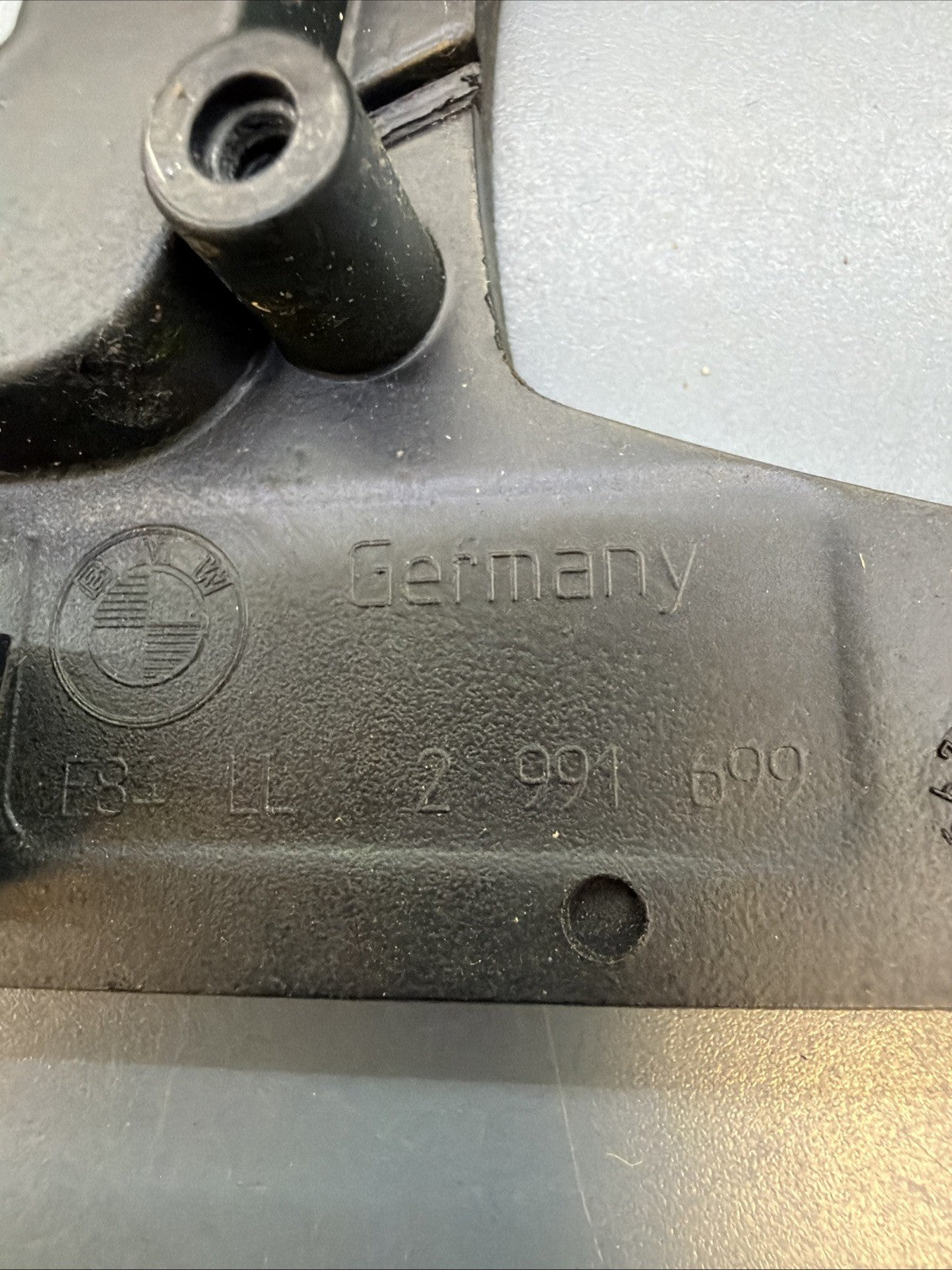 2012-2015 BMW X1 - Center Console TRIM Panel / Bezel 2991699