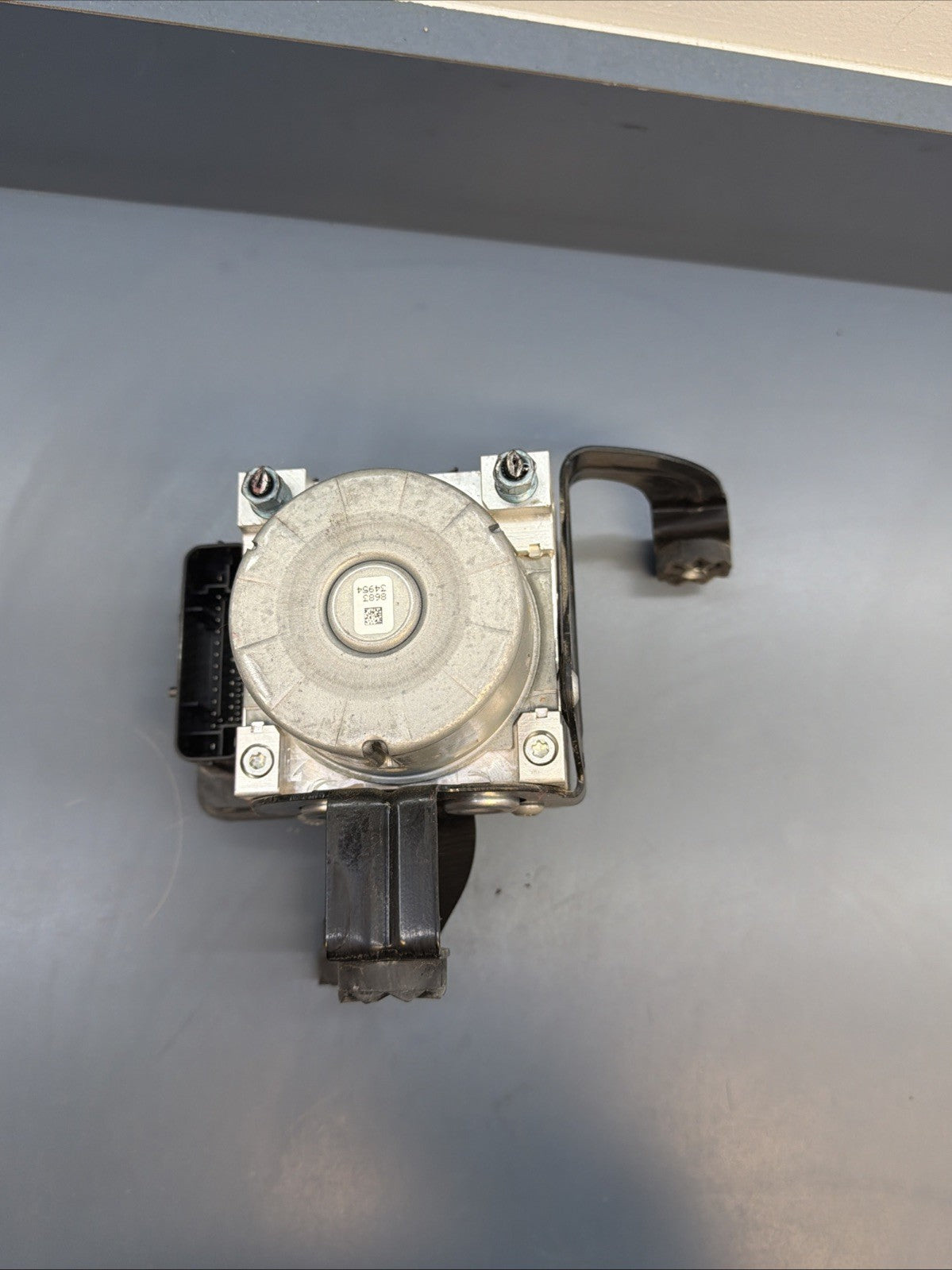 BMW F30 320i 328i ABS Unit Anti Lock Brake Pump Module 6881173