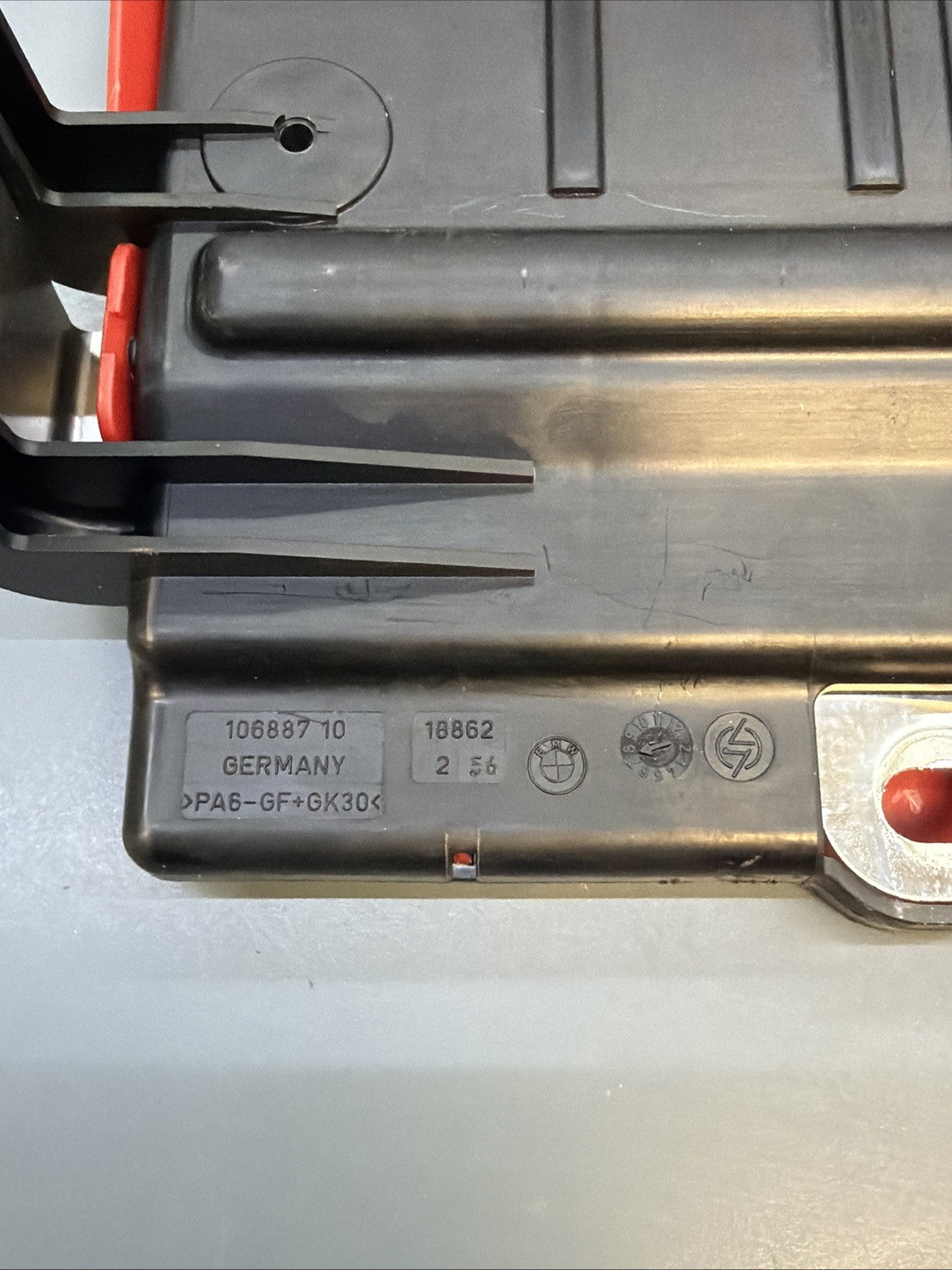 2008-2013 BMW X5 35DX E70 - Battery Power Distribution BOX 9178962