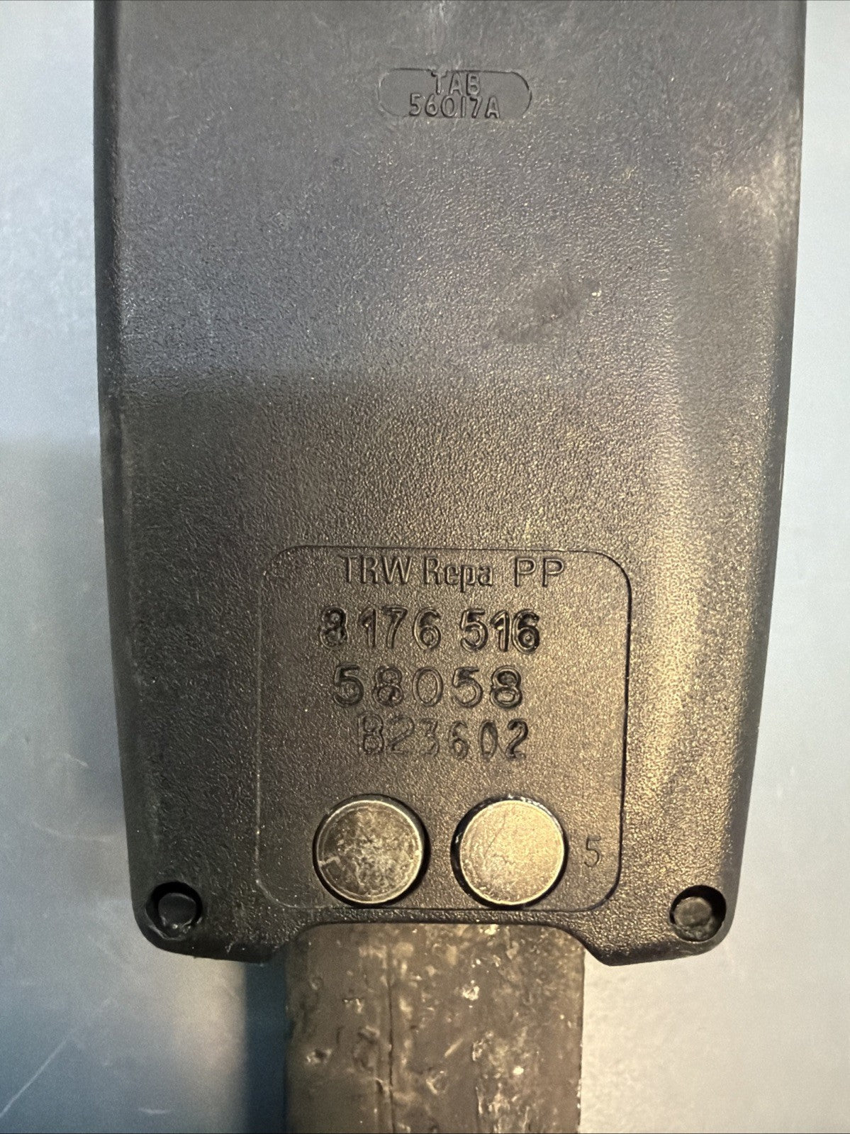 98-03 BMW 5 SERIES E39 525 530 REAR RIGHT SEAT BELT BUCKLE LOCK 8176516 OEM