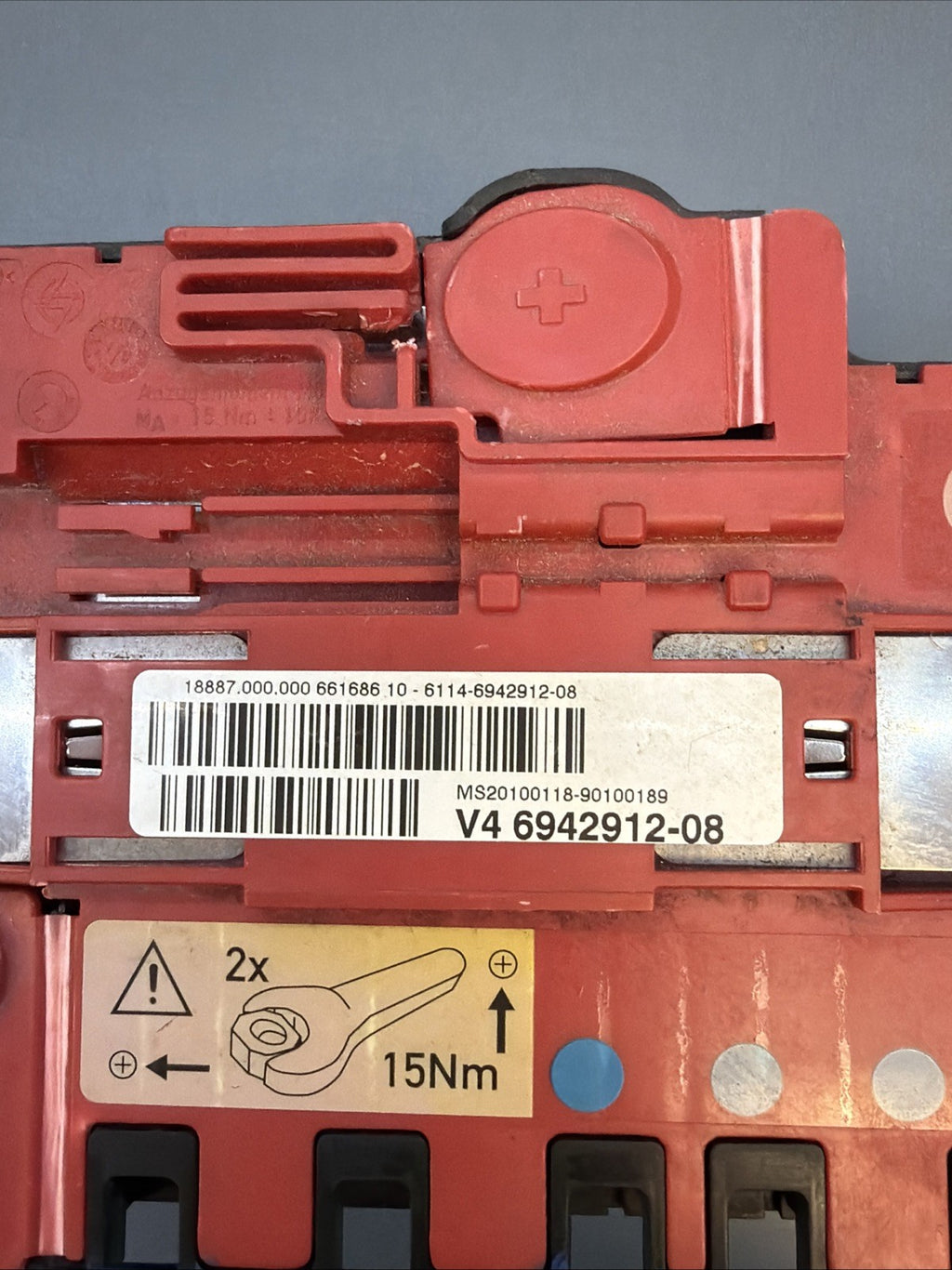 07-13 BMW E70 E71 X5 X6 BATTERY POWER DISTRIBUTION BOX REGULATOR MODULE 6942912