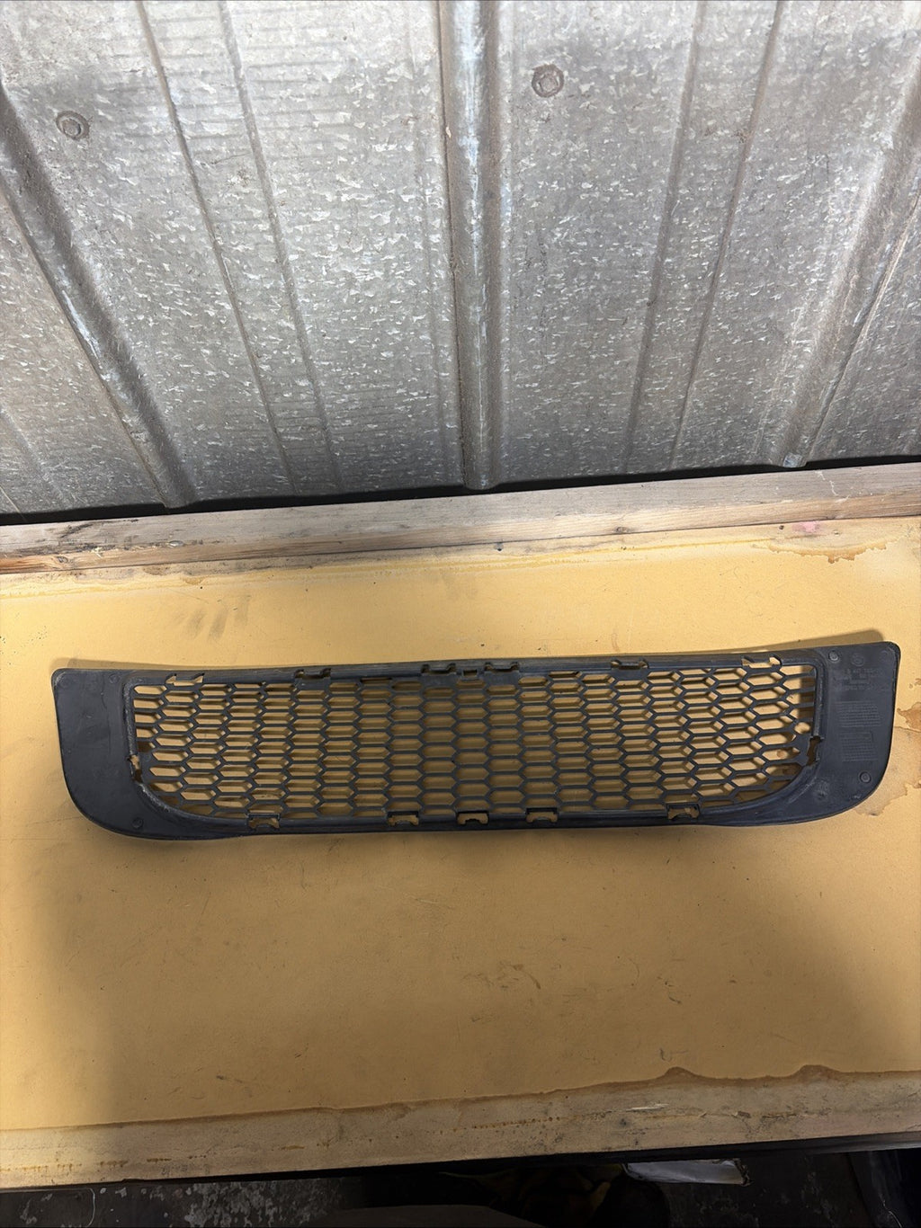 2007-2010 BMW X3 E83 LCI 3.0L - Front Lower Center Bumper Grille 3417722