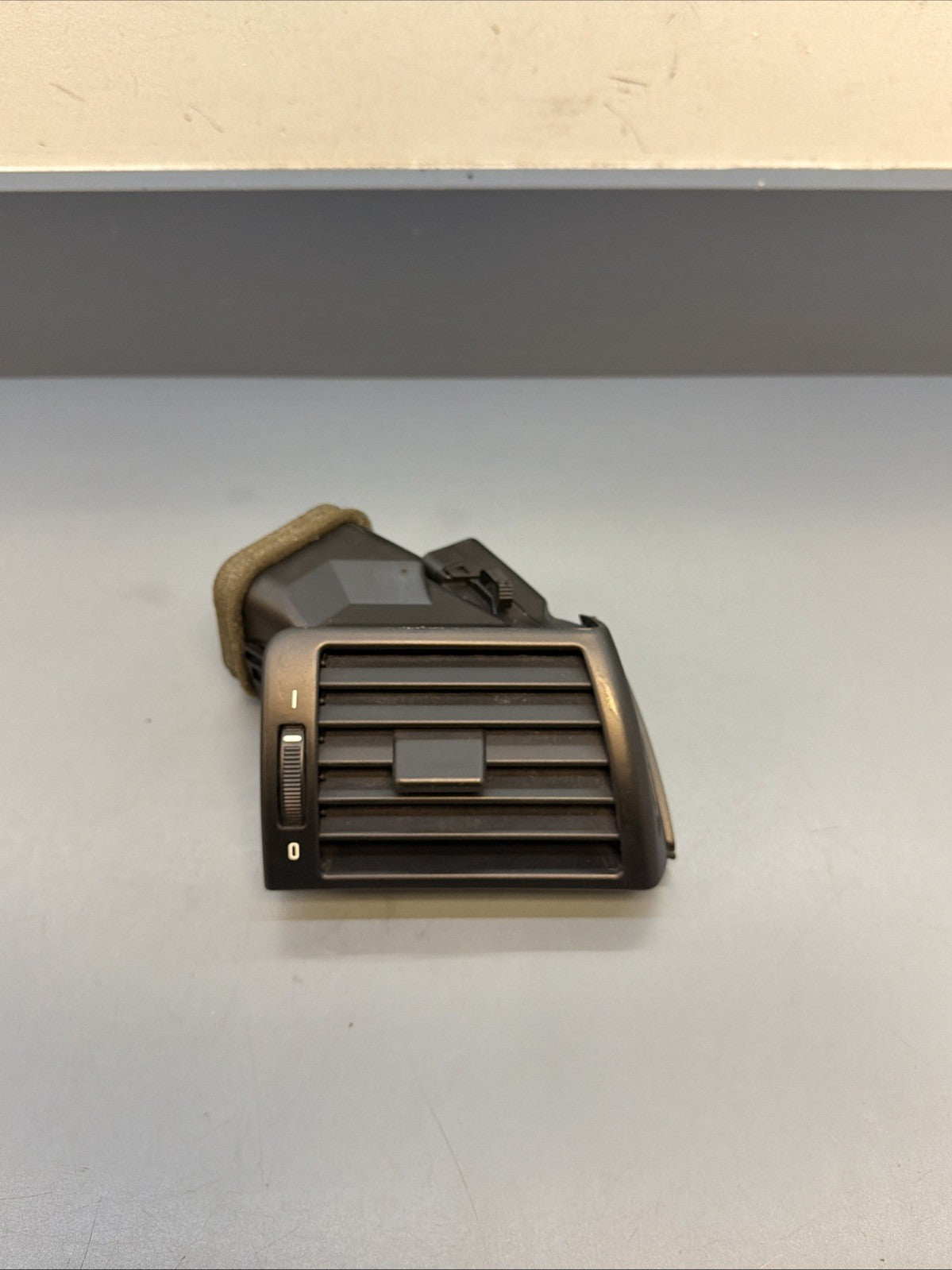 01-06 BMW E46 325 328 330 M3 RIGHT PASSENGER DASH AC AIR VENT GRILL OEM 8361898