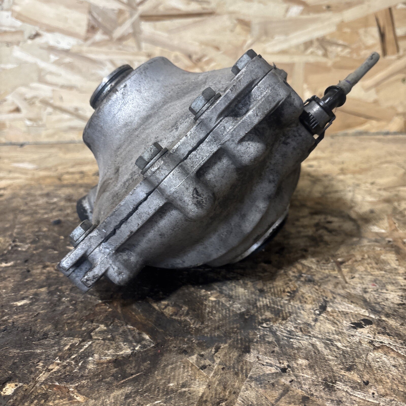 BMW F25 X3 Front Differential Carrier Final 3.38 Drive AWD Diff OEM BMW 8618377