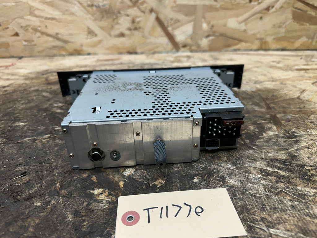 BMW 1997-2003 E39 5 SERIES DASH CASSETTE PLAYER OEM 8380227
