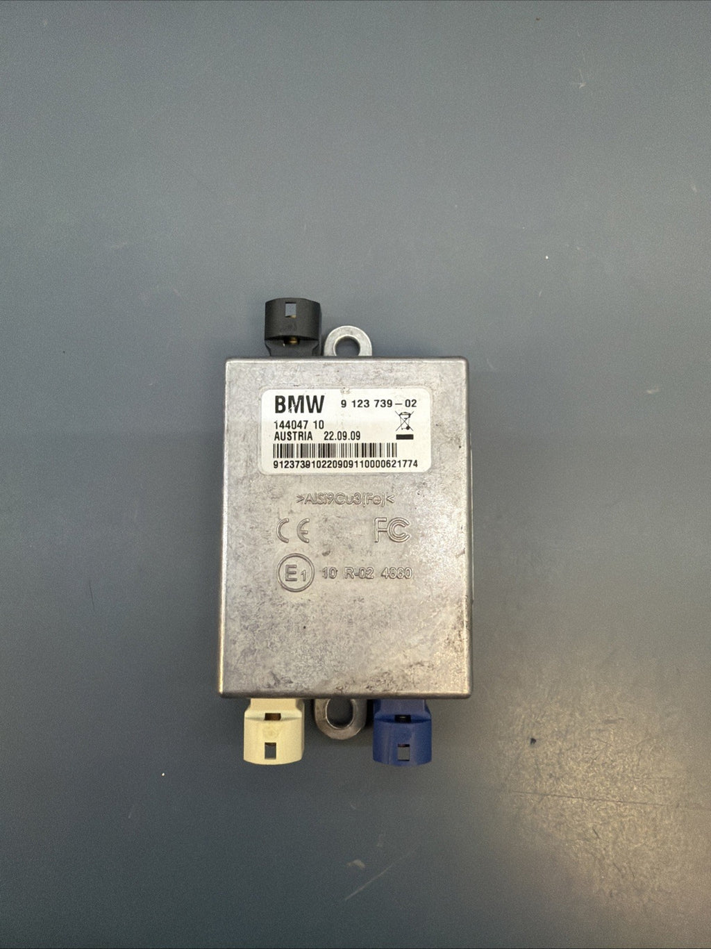 07-13 BMW X5 E70 USB Audio Hub Jack Interface Control Module Unit 9123739 OEM