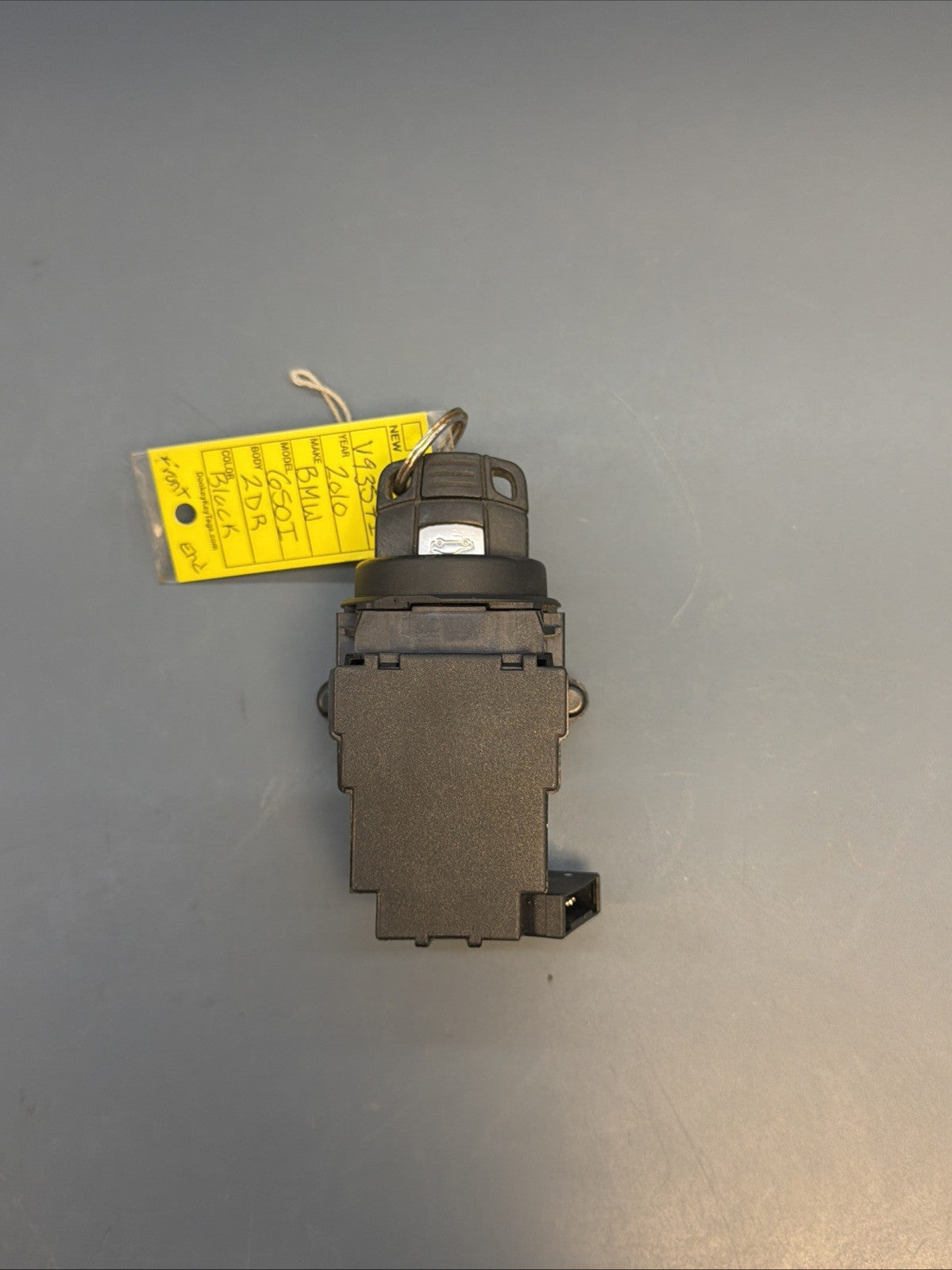 2007-2010 BMW 650i E63 Engine Computer Control Module DME CAS with key  7600923