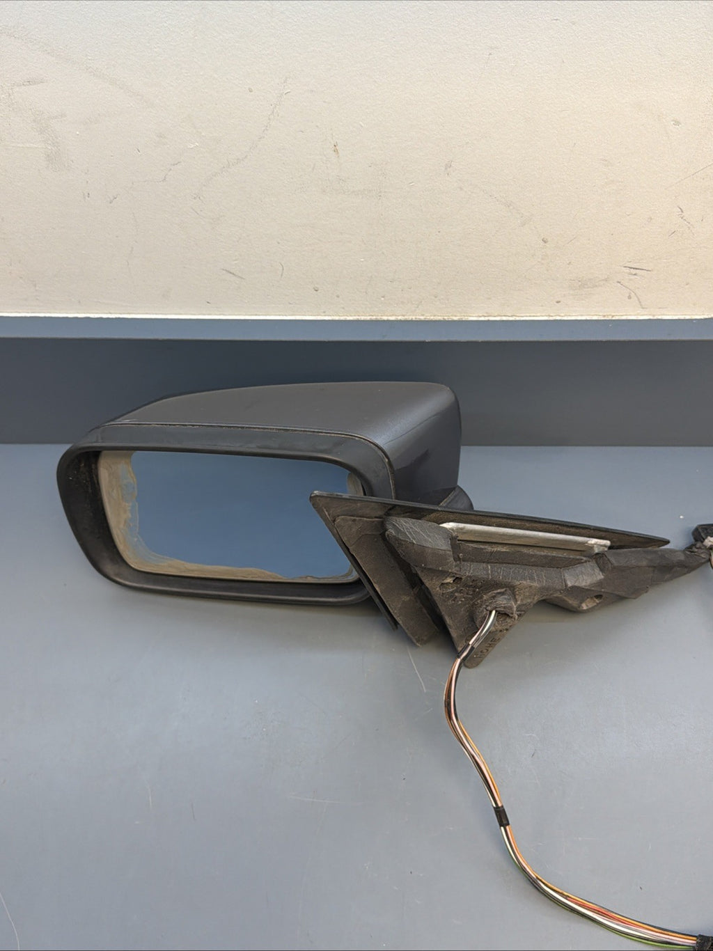 BMW 1997-2002 E46 PRE LCI LEFT/DRIVER SIDE VIEW MIRROR BLACK OEM 0117351