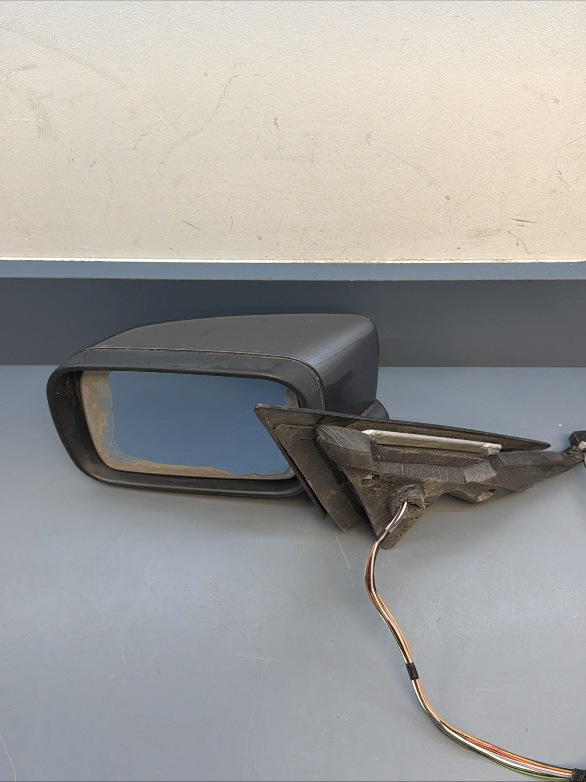BMW 1997-2002 E46 PRE LCI LEFT/DRIVER SIDE VIEW MIRROR BLACK OEM 0117351