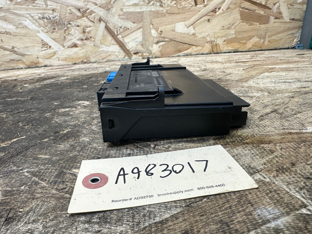 BMW 09-13 E90 3 SERIES BCM BODY CONTROL JUNCTION BOX MODULE OEM 9267418/9267419