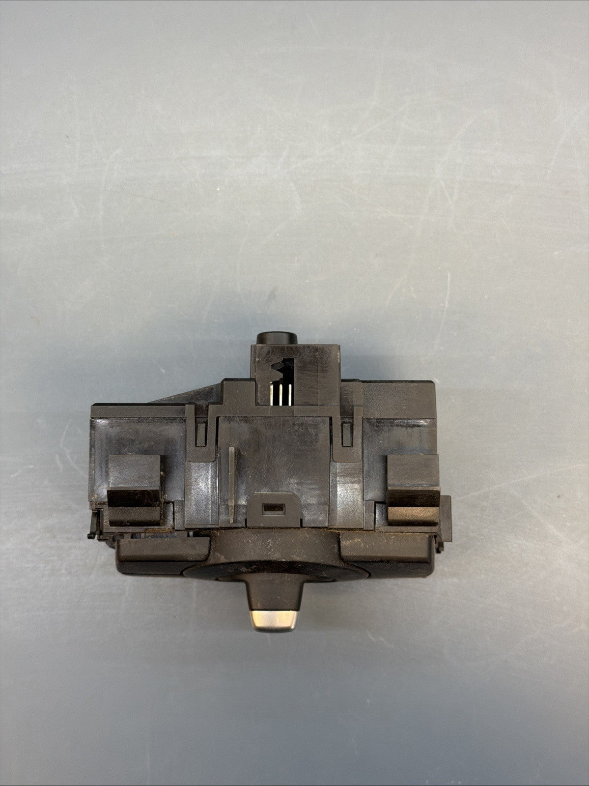 BMW E82 E88 E90 E91 E84 X1 335I XDRIVE 328I HEADLIGHT SWITCH UNIT 9169398