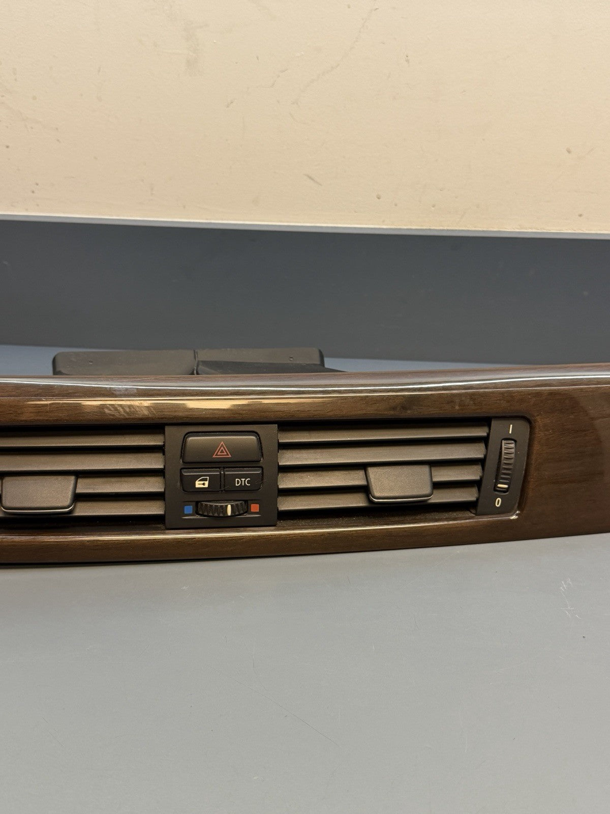 06-11 BMW E93 328i Dash Board Trim Panel Front Upper Center 7132851 OEM