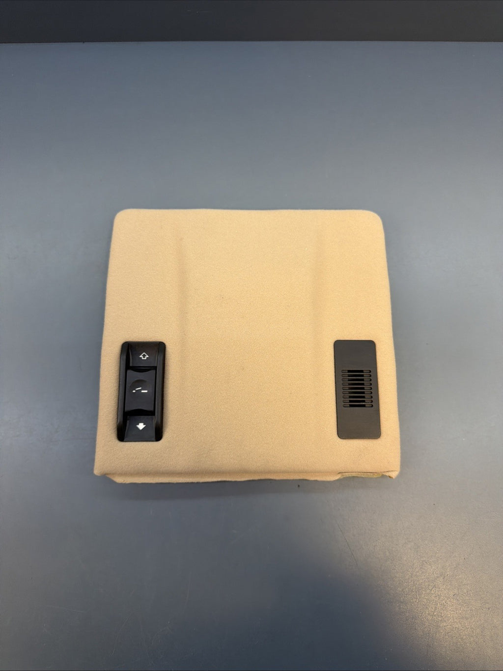99-05 OEM BMW E46 325 Sedan Front Headliner Sunroof Switch Trim Beige 8229034