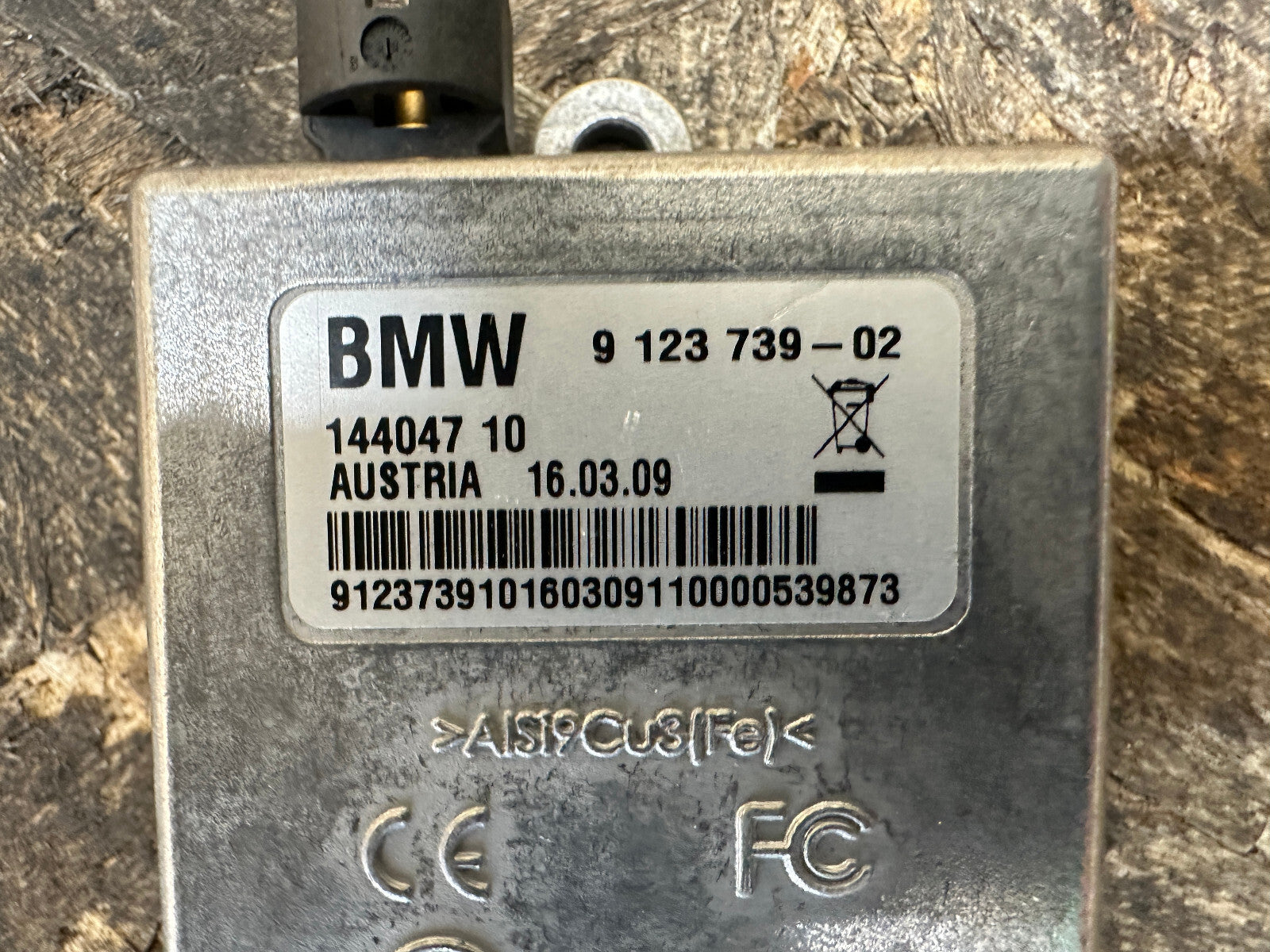 BMW 07-10 1/3/5/6/7 SERIES Z4 USB AUDIO INTERFACE HUB OEM 9123739