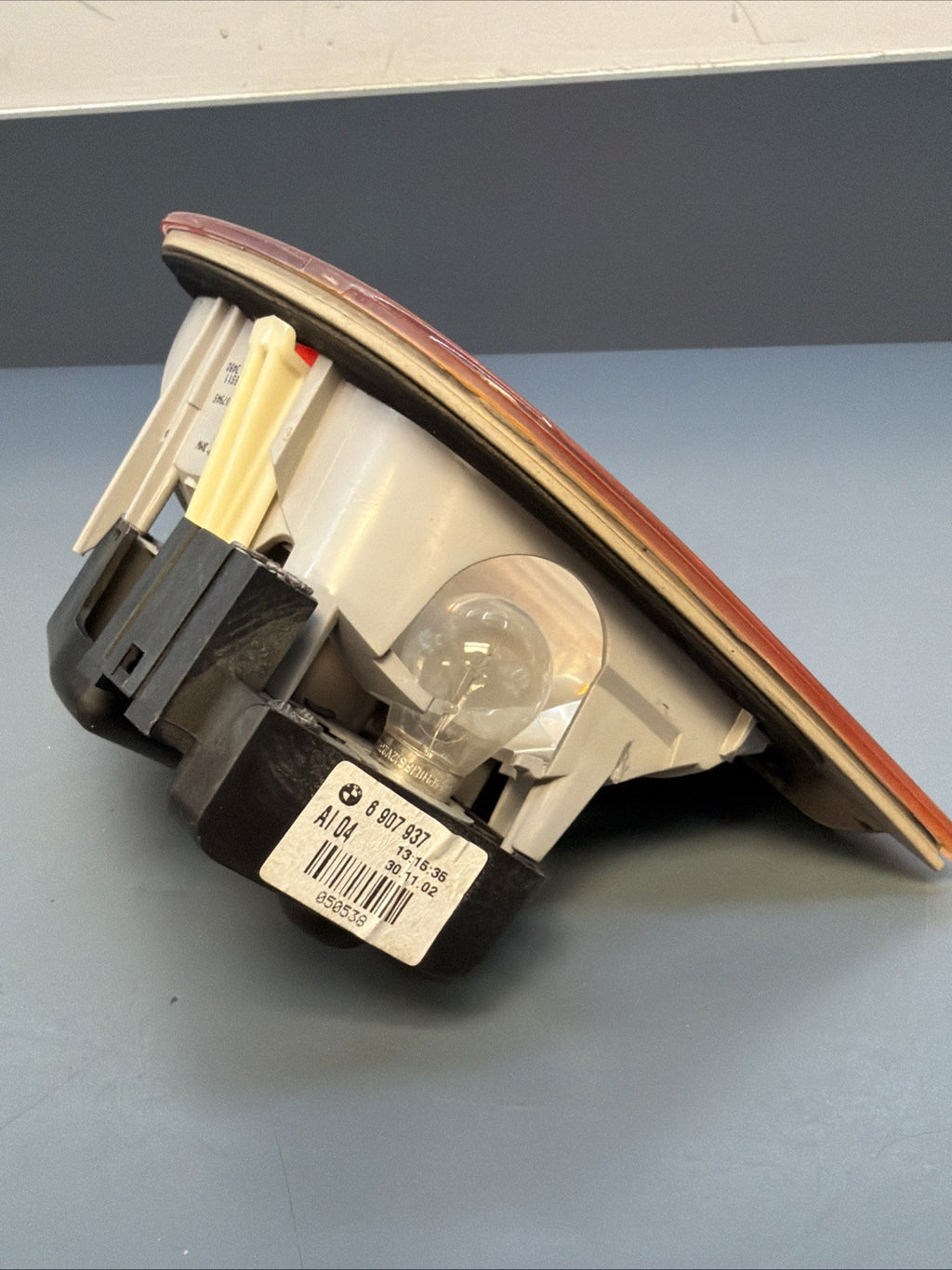 02-05 BMW E46 3 Series Sedan Rear Left Driver Side Inner Taillight Lamp 6907937