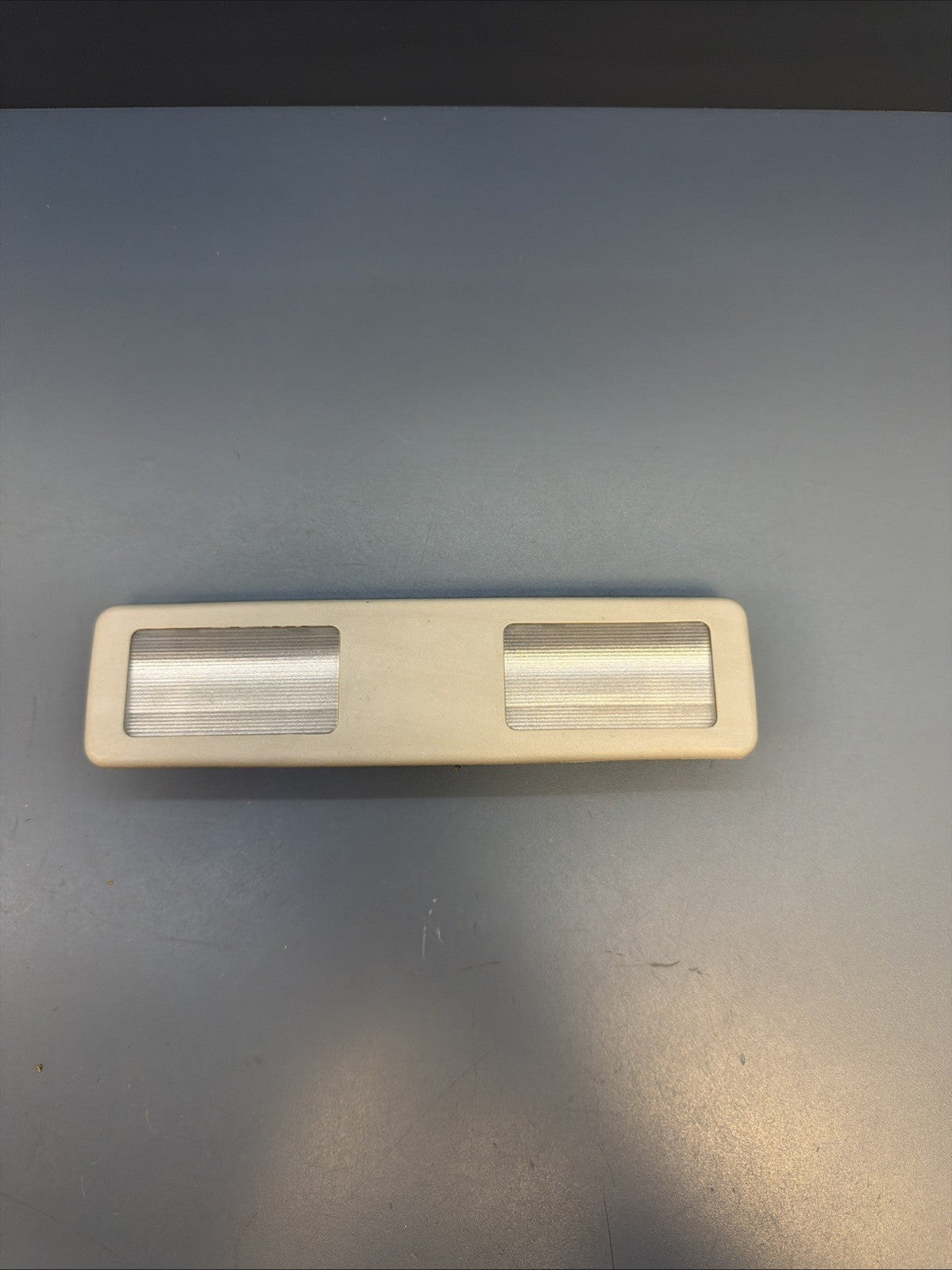 97-03 Bmw E39 5/7 Series Interior Roof Reading Light Lamp Grey Oem 8360011