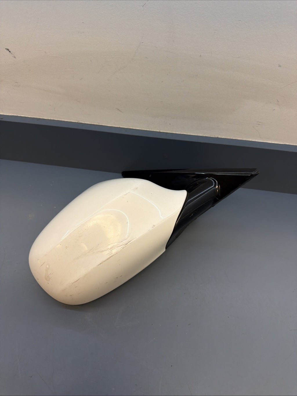2009-2011 BMW 328i 335i Right Passenger Side View Mirror Power 7182695 OEM