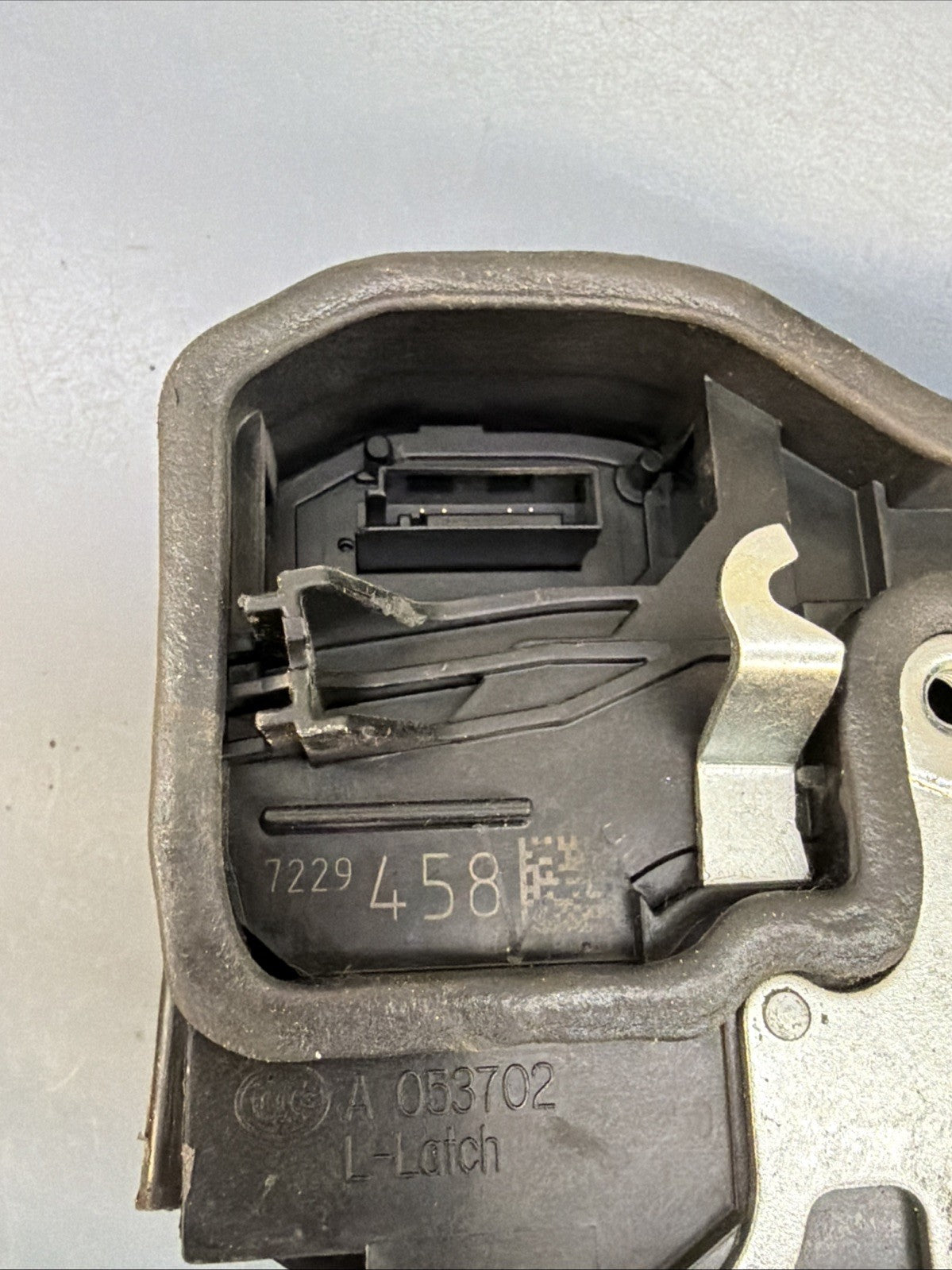 12-15 BMW X1 E84 Front Right Door Lock Latch Actuator & Handle Frame OEM 7229458