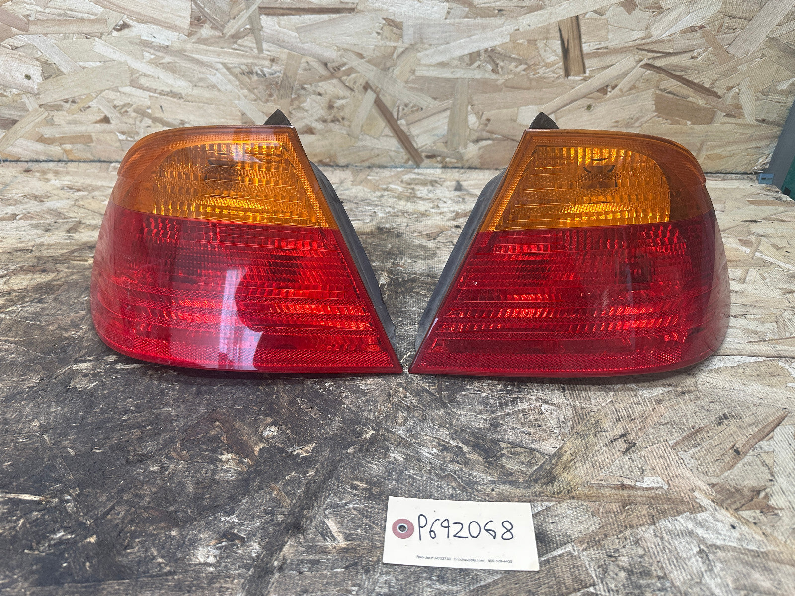 BMW 03-06 E46 LCI 3 SERIES CONVERTIBLE REAR OUTER TAIL LIGHTS L+R 2PC SET