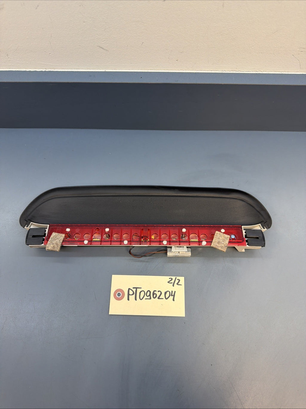 06-12 BMW E90 3 Series 325 328 335 M3 SEDAN Rear Trunk Third Taillight 6946614