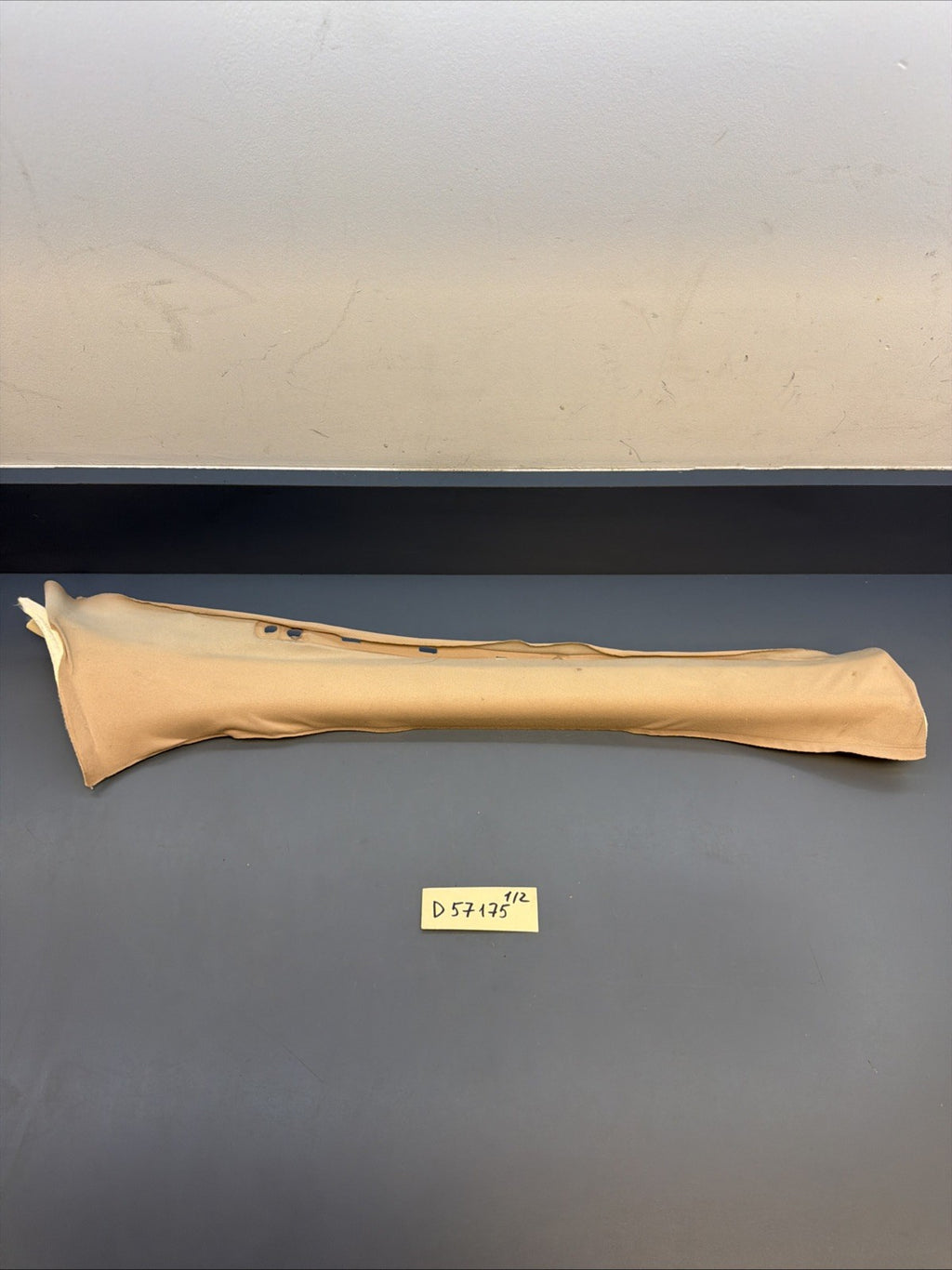 OEM Front Right A-Pillar Trim Panel & Cap for BMW E46 323i Beige 8220240 *READ*