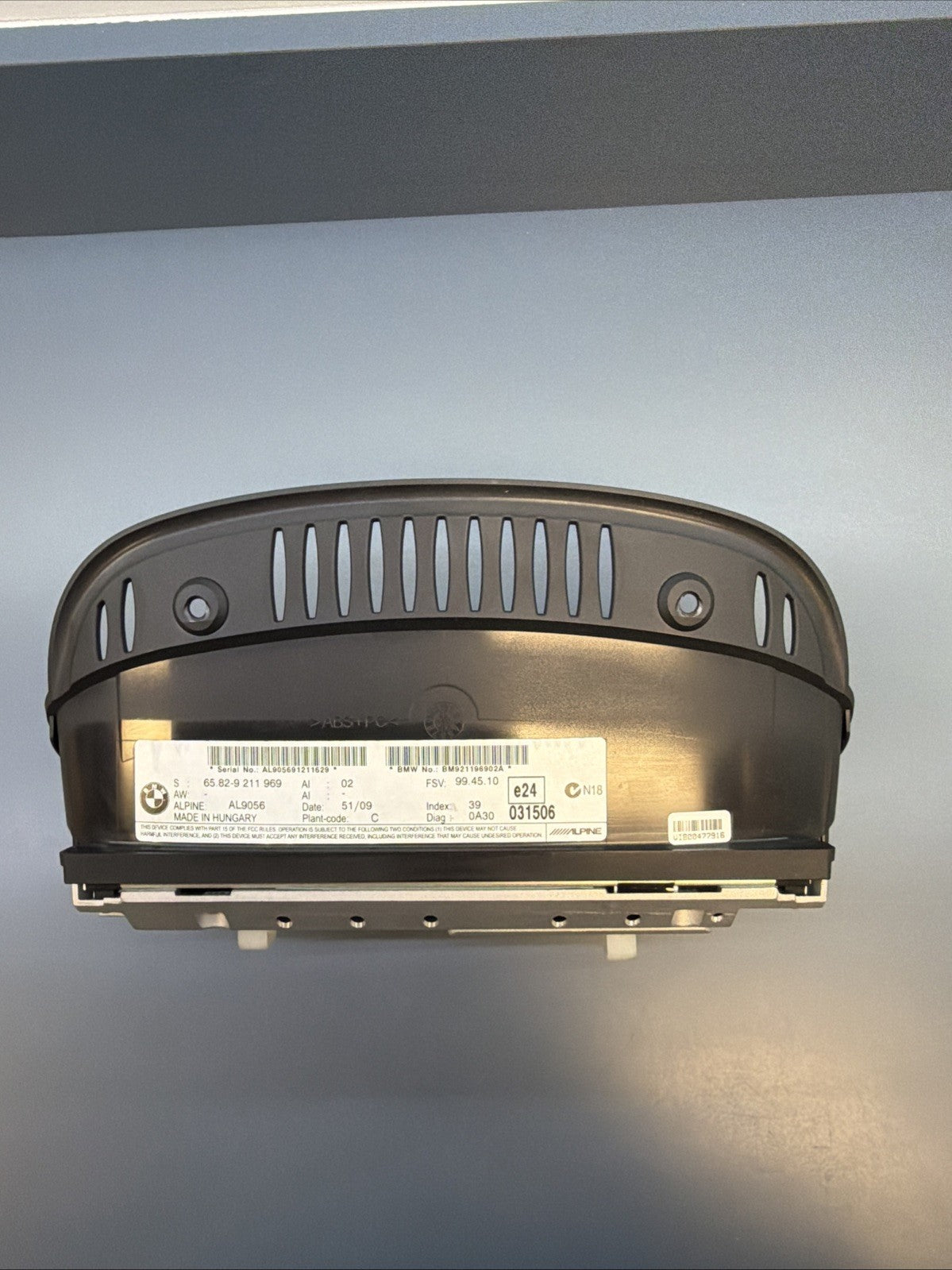 BMW E90 E60 E63 CIC Navigation On-Board Monitor Cluster Display OEM 9211969