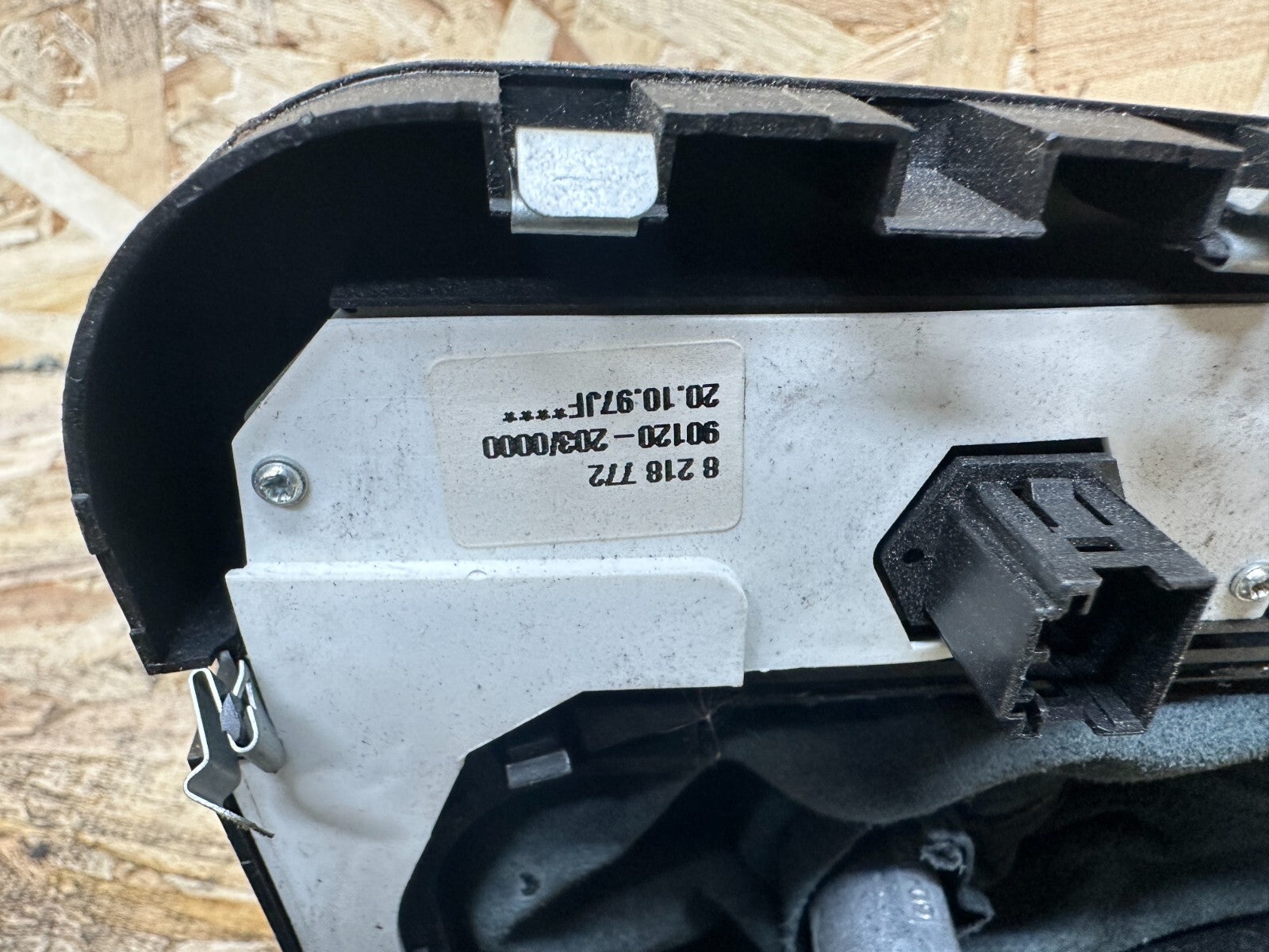 BMW 95-03 E39 5 SERIES 525 528 530 AUTOMATIC GEAR SHITER/SELECTR OEM 1421253