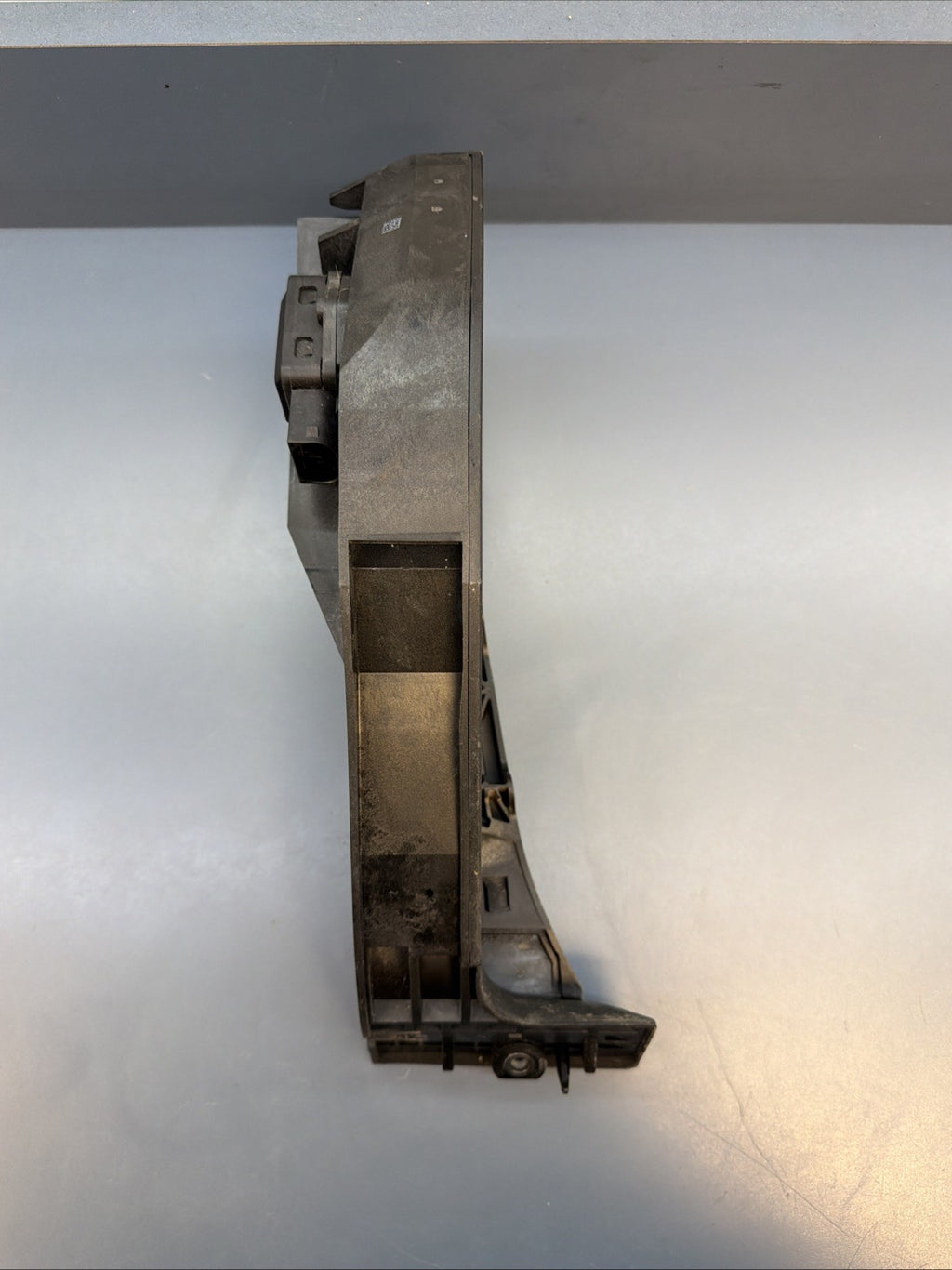 04-08 BMW E60 E63 E64 E65 E70 E84 E90 GAS FUEL ACCELERATOR FLOOR PEDAL 6772645