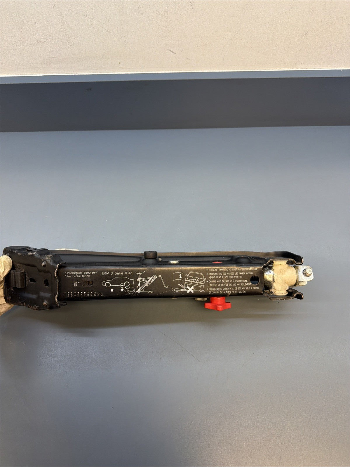 1999-2006 BMW E46 Emergency Floor Jack 1094911 OEM
