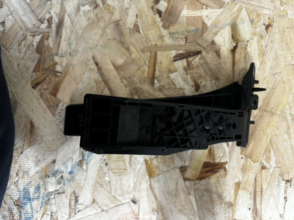 2008-2013 BMW F10 535i 550 Floor Gas Throttle Accelerator Pedal OEM 259160-10