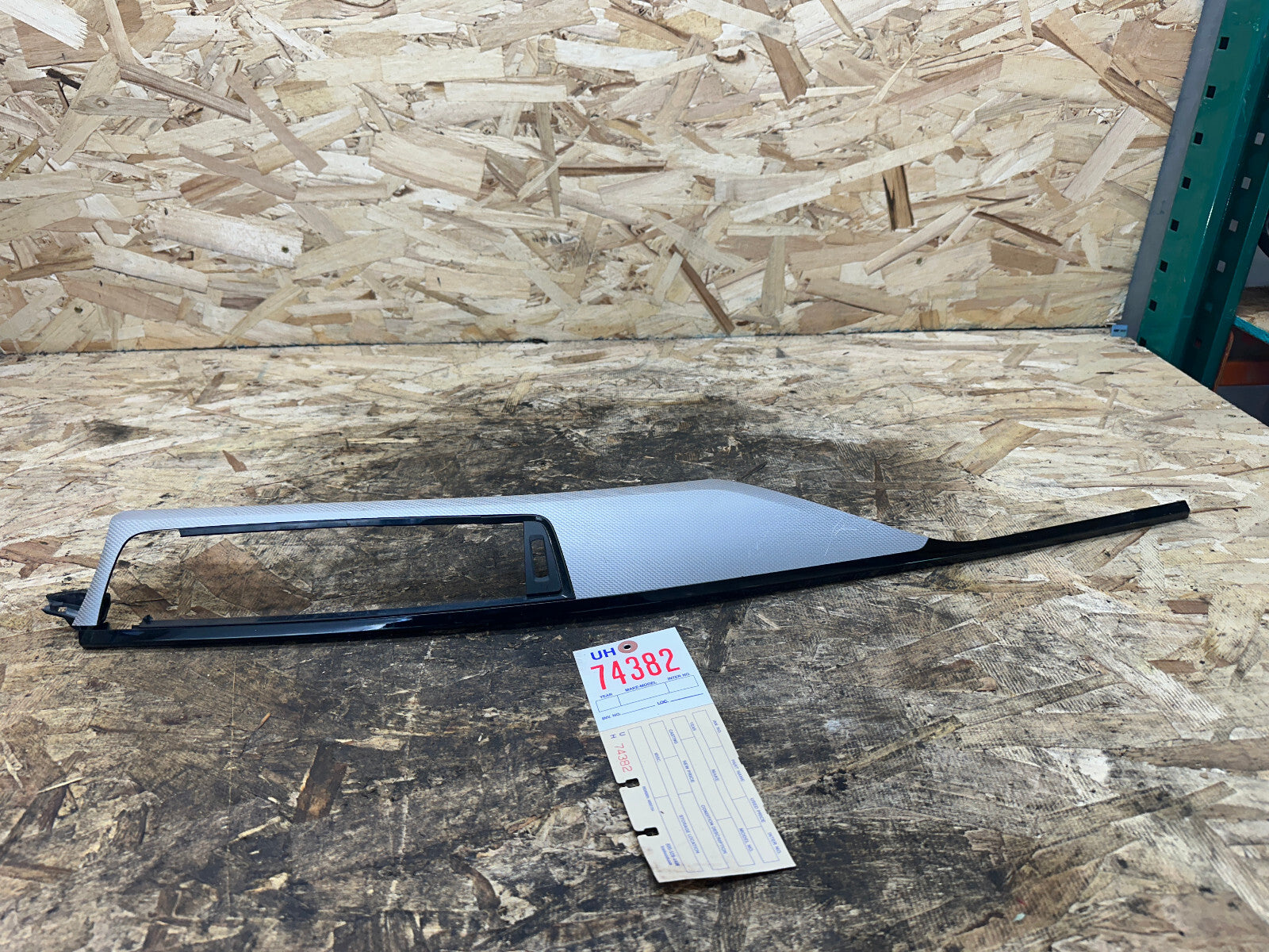 BMW 2012-2015 F30 F32 3 4 SERIES CENTER DASH VENT TRIM SILVER BROKEN OEM 8064254