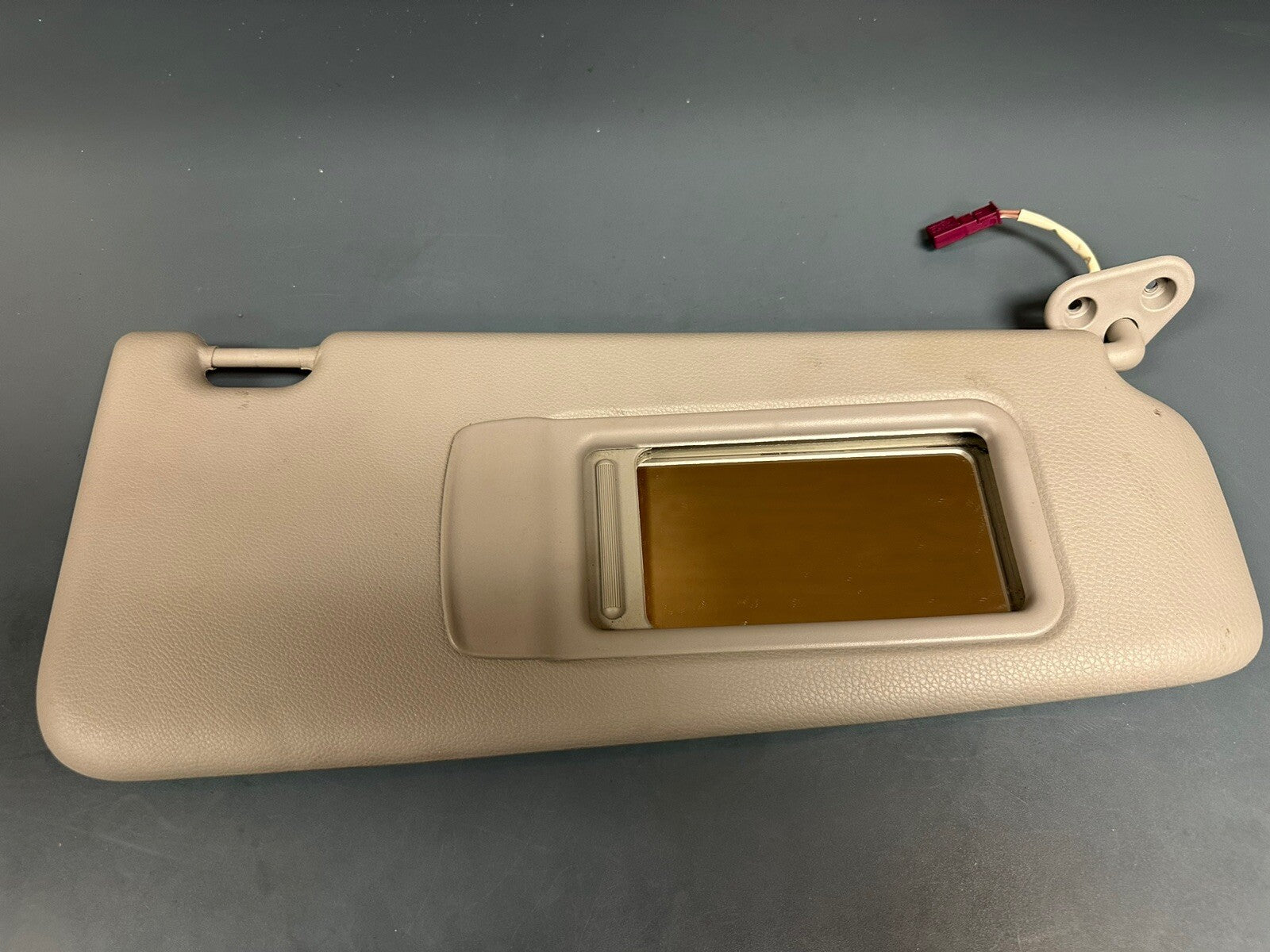 BMW E88 E93 135 328 335 Coupe Interior Left Driver Side Sun Visor OEM 6905983
