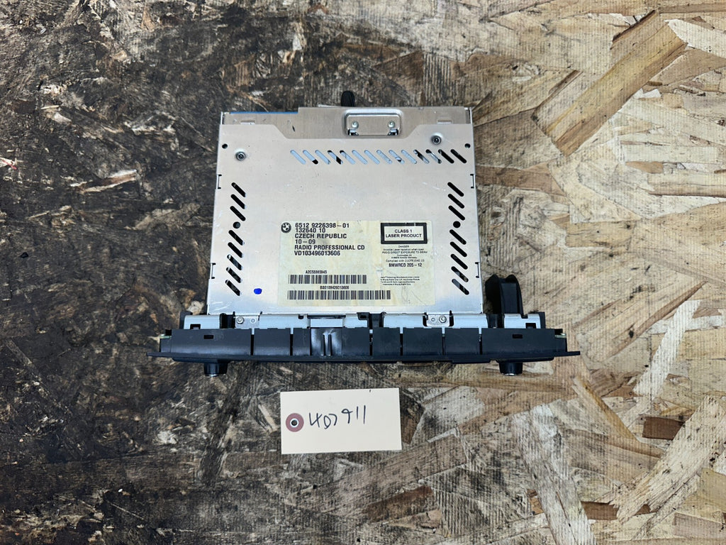 BMW 2006-2012 E90 PROFESSIONAL RADIO CD AUDIO PLAYER OEM 9226398