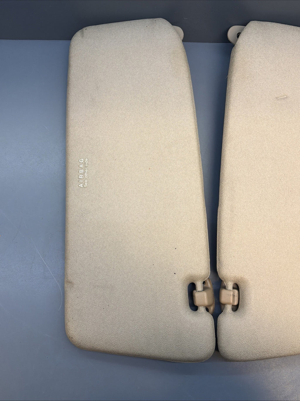 BMW E34 525I M5 530I 535I Sun Visor Pair Grey OEM 8117519