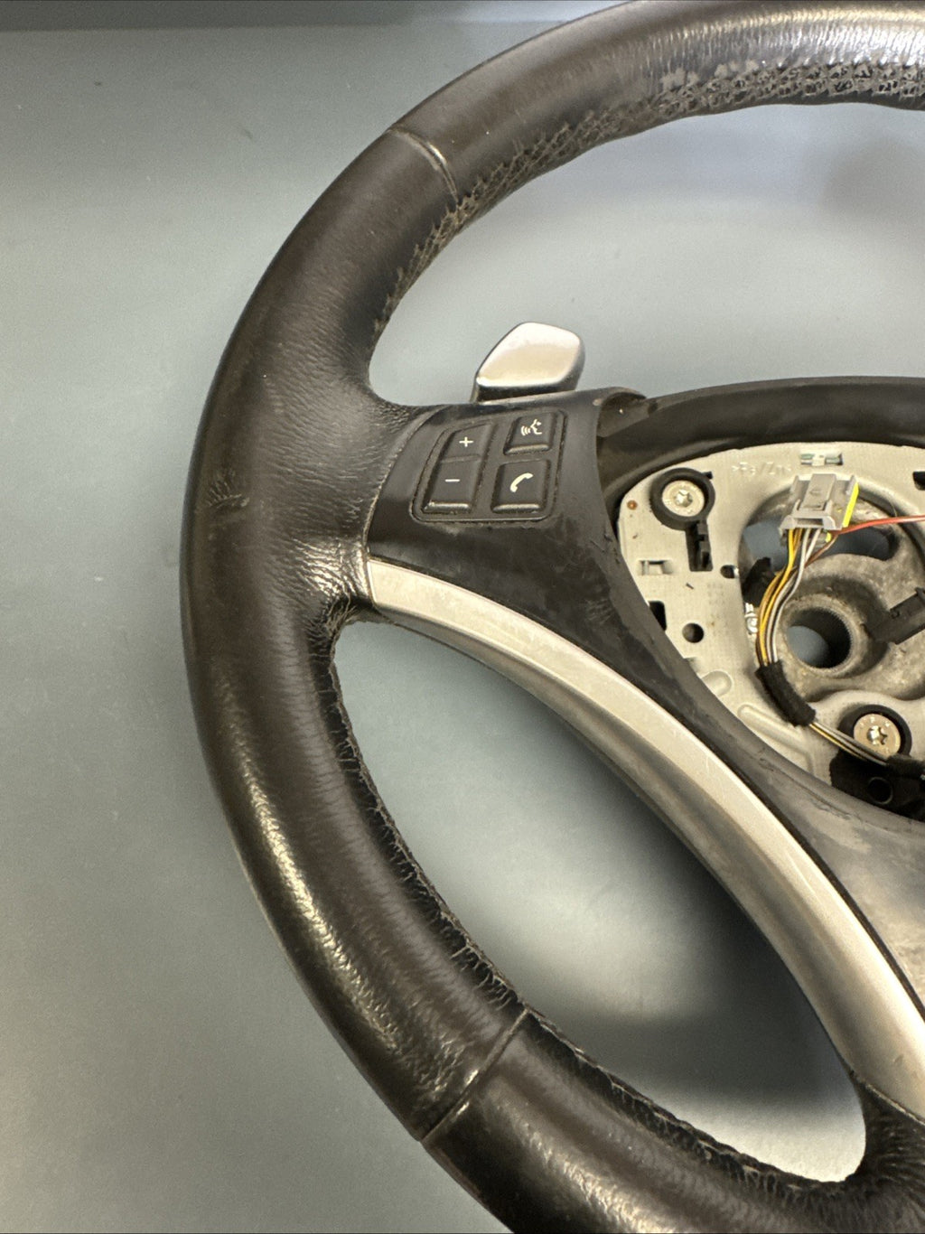 BMW 06-12 E90 E88 NON HEATED SPORT STEERING PADDLE SHIFT BLACK LEATHER 6781086