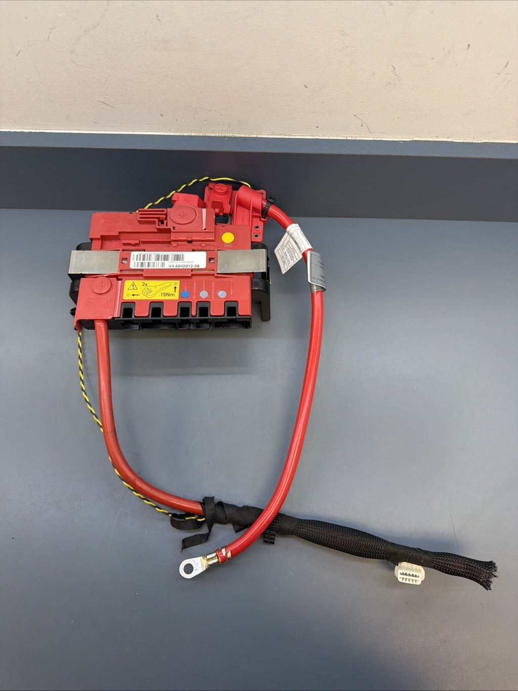 12-15 BMW X1 E84 Battery Power Distribution Junction Box OEM W CABLE 6942912