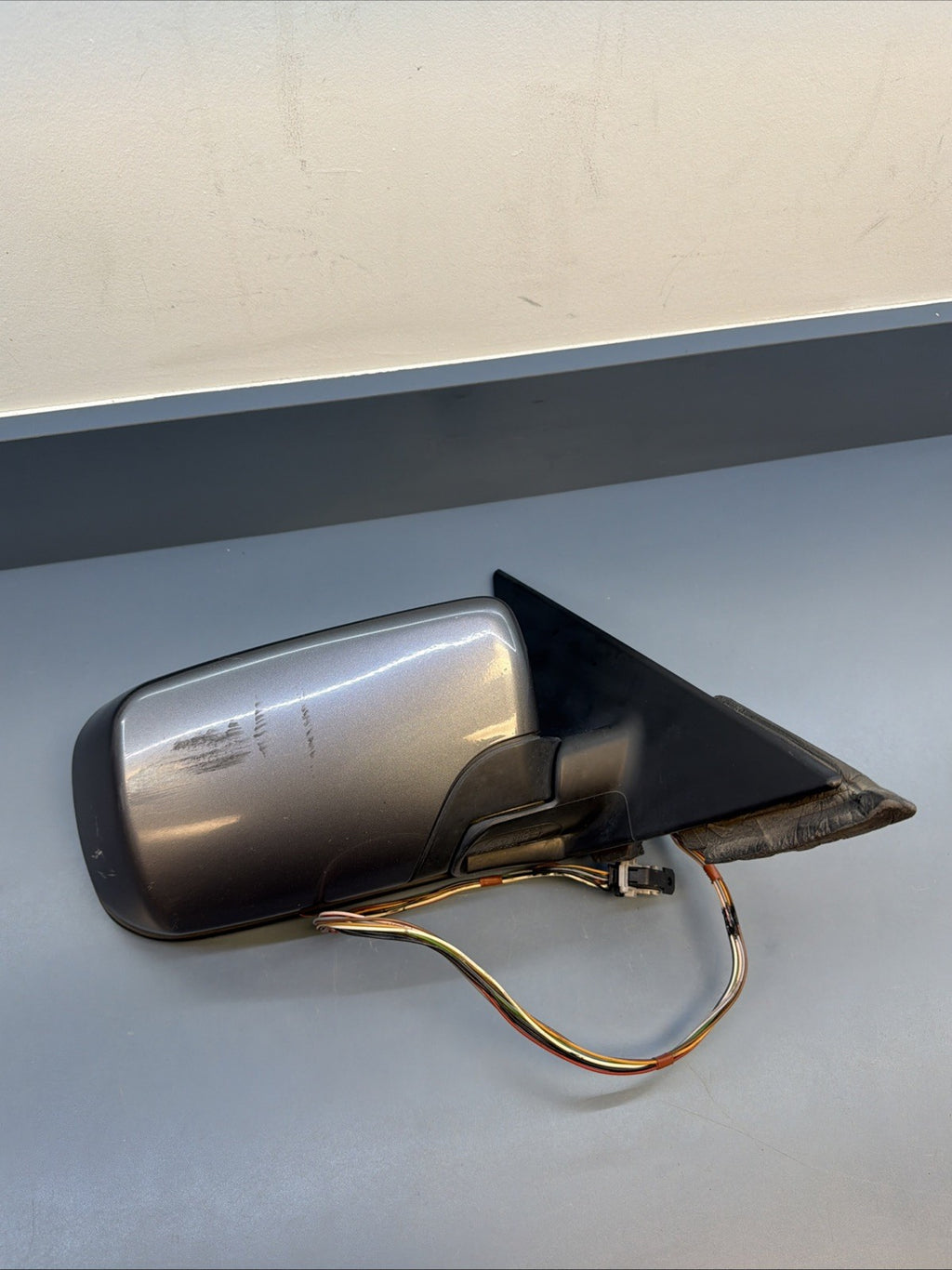 BMW E46 RIGHT PASSANGER SIDE MIRROR BLUE COMPLETE OEM BMW 0117351