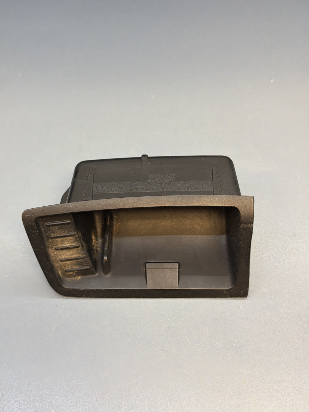 2007-2013 BMW 328i E92 E93 Center Console Ashtray Insert 7078573 OEM