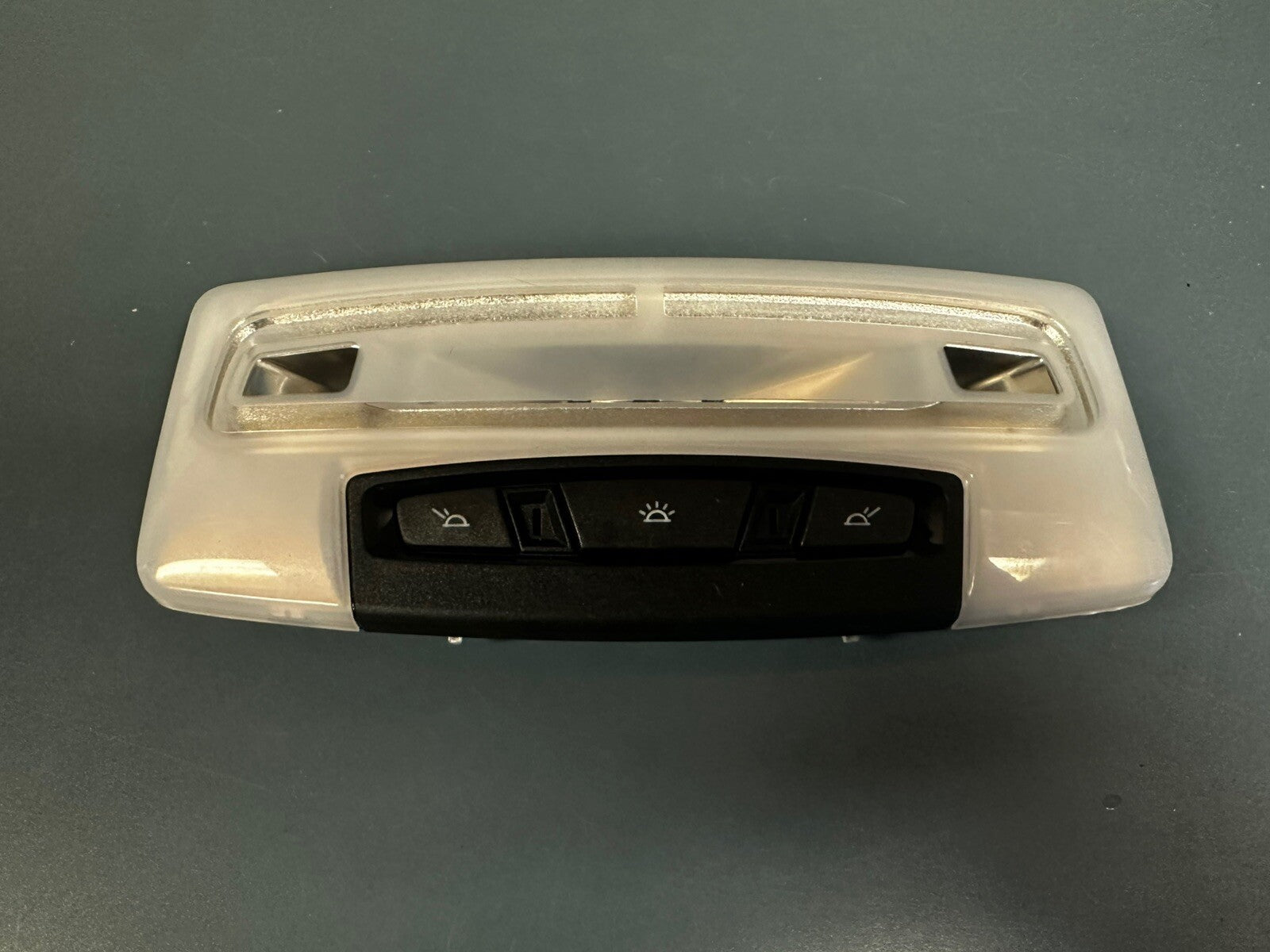 12-16 BMW F30 3-SERIES REAR INTERIOR OVERHEAD DOME LIGHT LAMP 179349-00 OEM