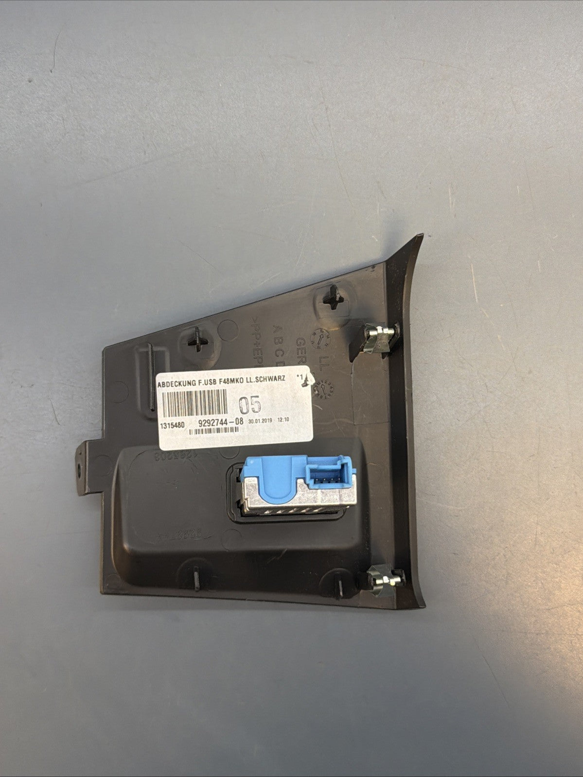2018-2022 BMW X2 F39 OEM Center Console Trim W/Type C Port 9292744