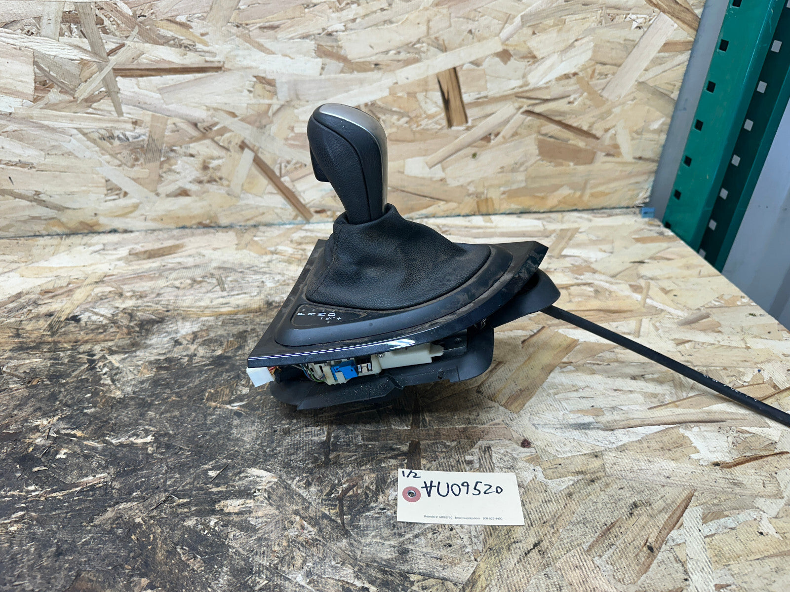BMW 10-13 E81 E87 E88 E82 1 SERIES AUTOMATIC GEAR SHIFTER/SELECTOR OEM 7603622
