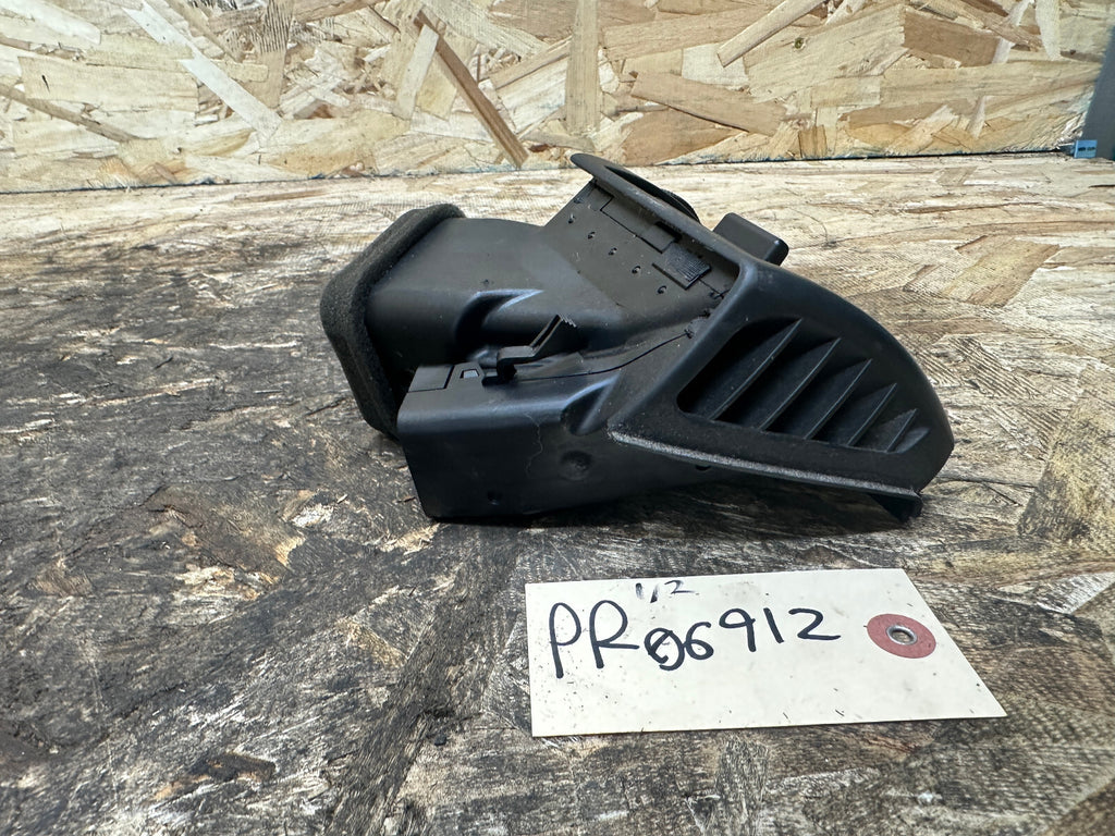 BMW 97-06 E46 3 SERIES BLACK LEFT FRONT AIR VENT ASSEMBLY OEM 8361897