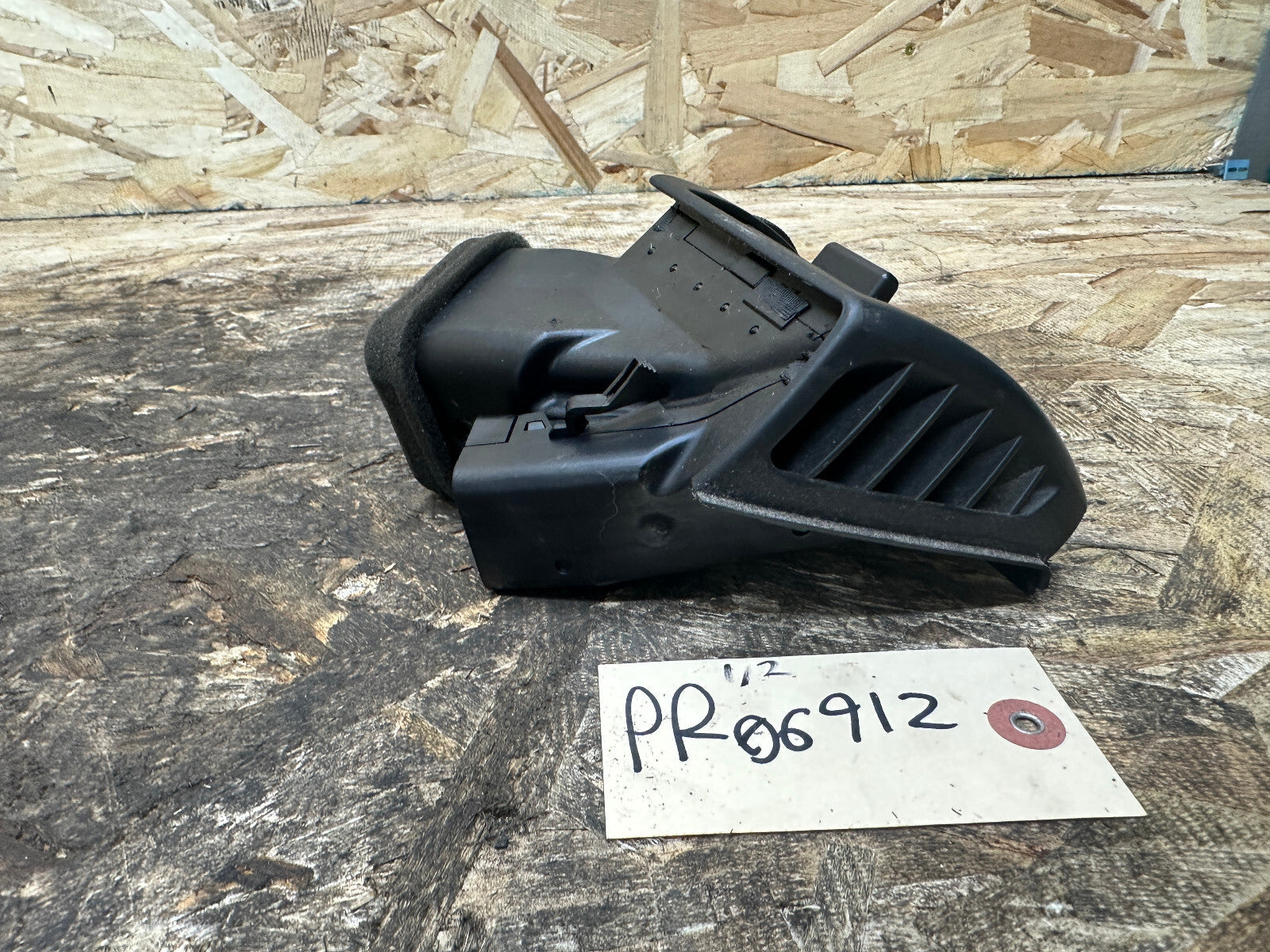 BMW 97-06 E46 3 SERIES BLACK LEFT FRONT AIR VENT ASSEMBLY OEM 8361897